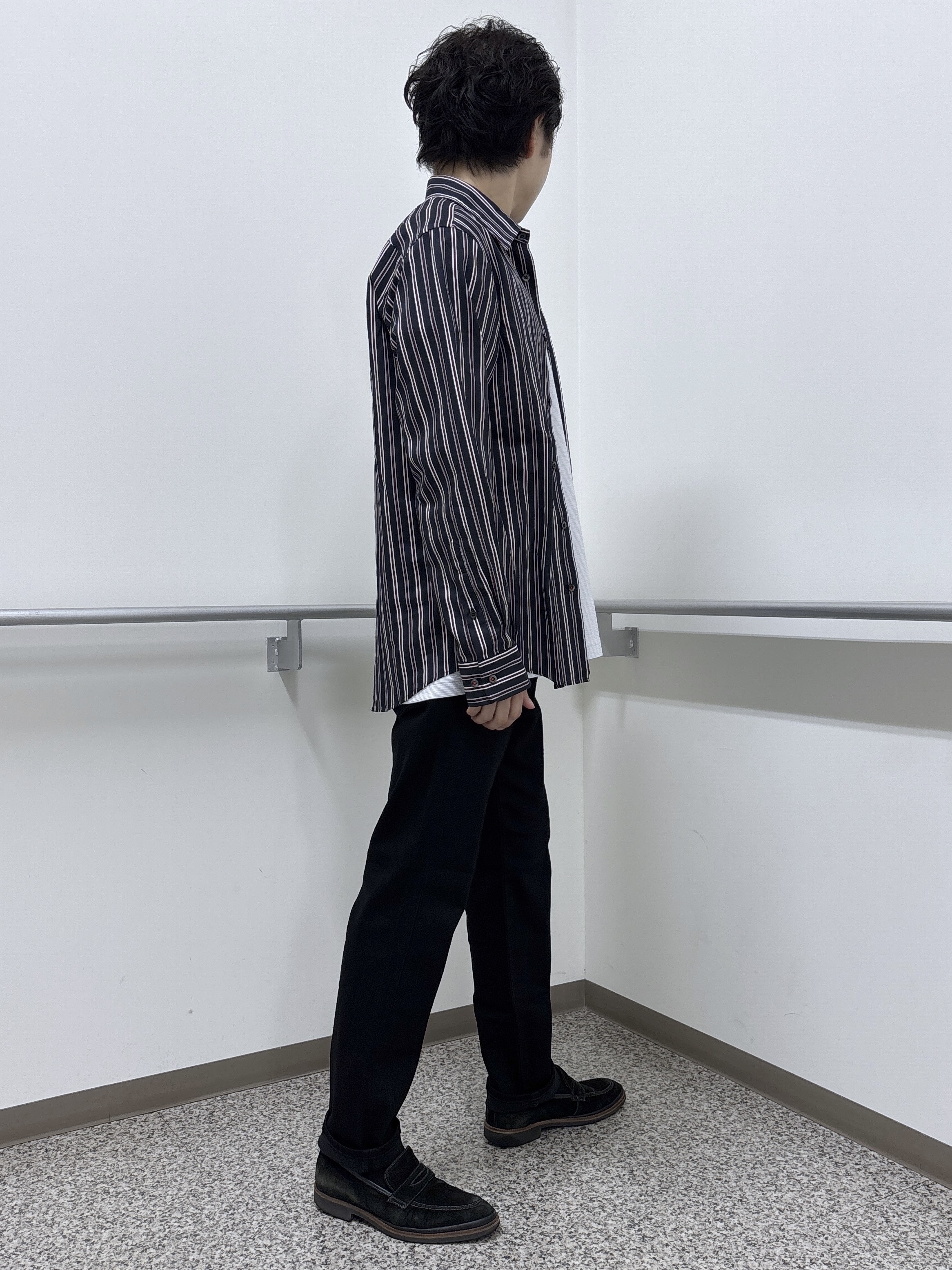 KEIさんの「TAKEO KIKUCHI｜【BOWLER HAT LABEL】日本製オルタネートストライプシャツ」を使ったコーディネート