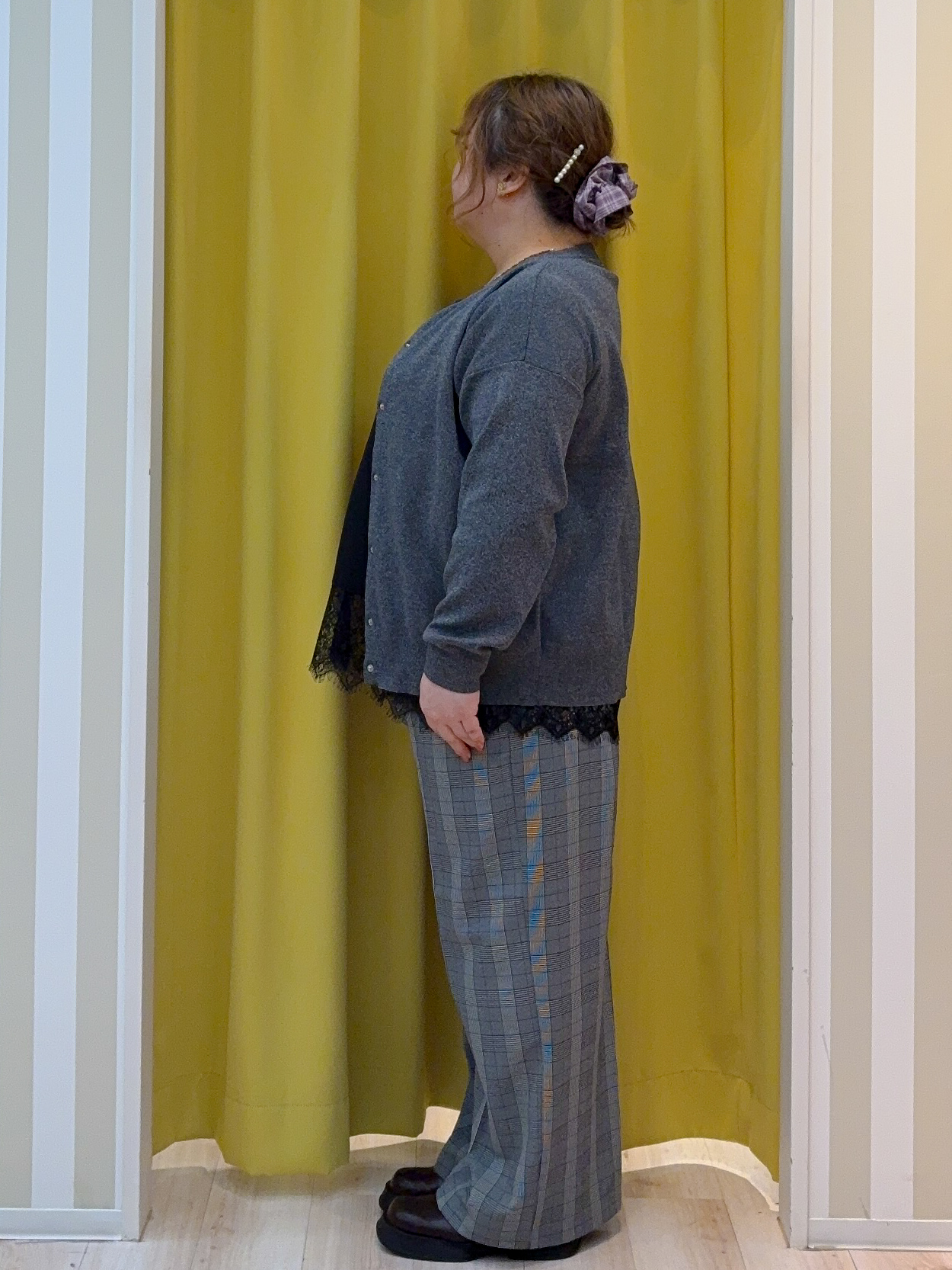 kotoさんさんの「SHOO･LA･RUE｜【セットアップ可/洗濯機可】軽やかに羽織れる スポンディッシュ ニットカーディガン」を使ったコーディネート