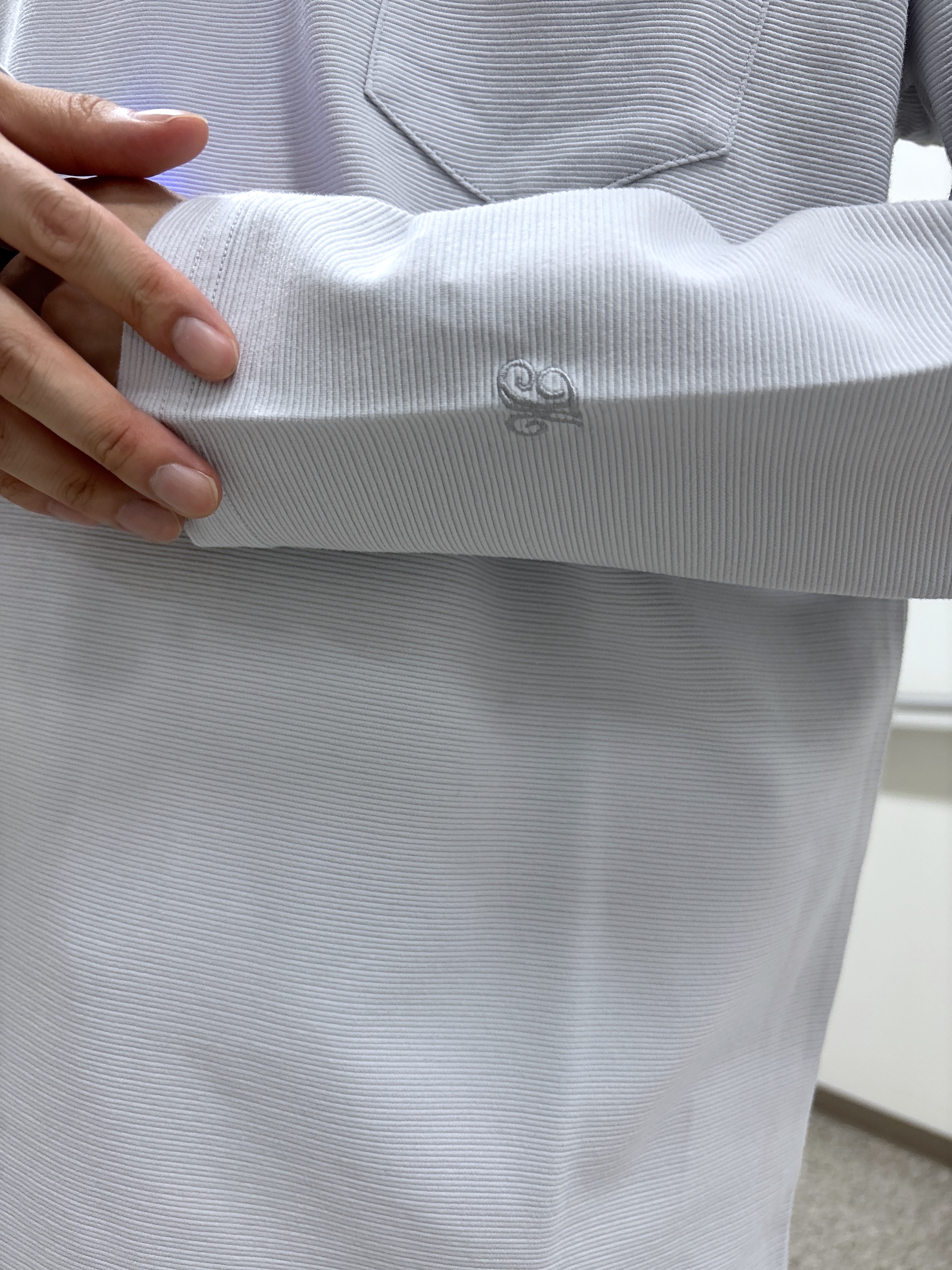 KEIさんの「TAKEO KIKUCHI｜2重編みガーター ボーダー 長袖 Tシャツ」を使ったコーディネート