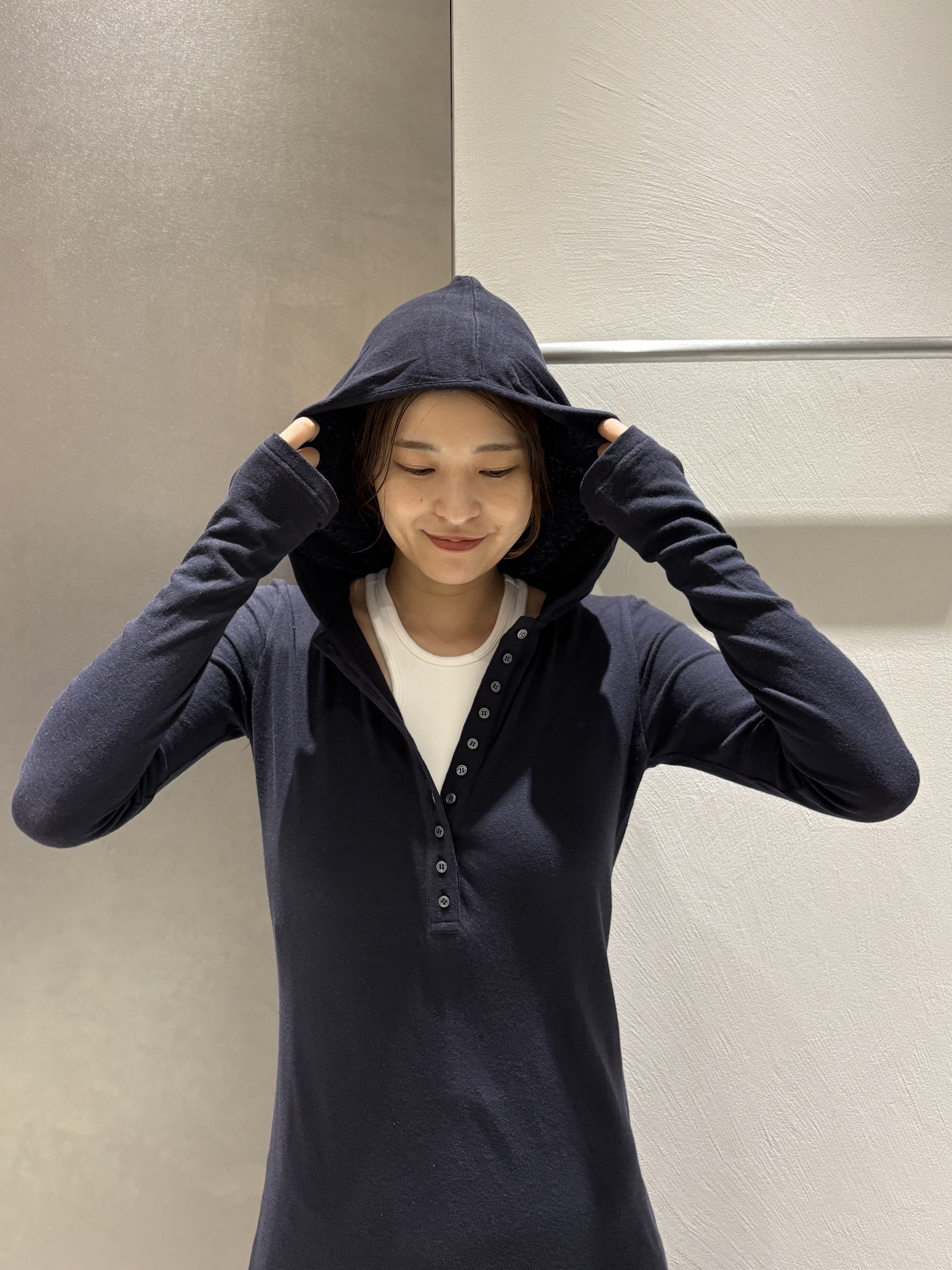 iwamiさんの「CODE A｜UKI UKI＊CODE A｜hooded jersey dress」を使ったコーディネート
