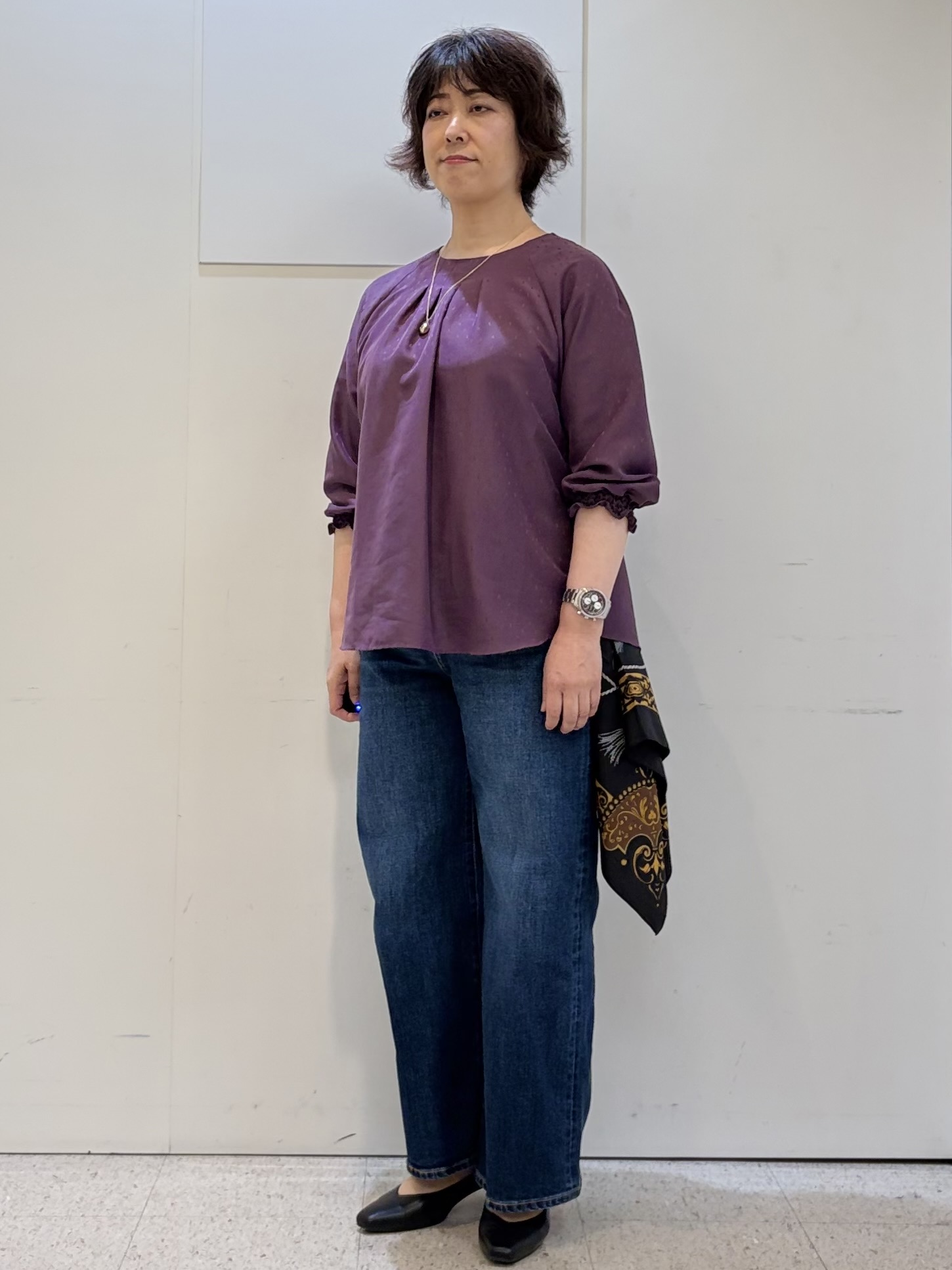 ヤスコさんの「Reflect｜タックデザイン ラグランスリーブブラウス」を使ったコーディネート