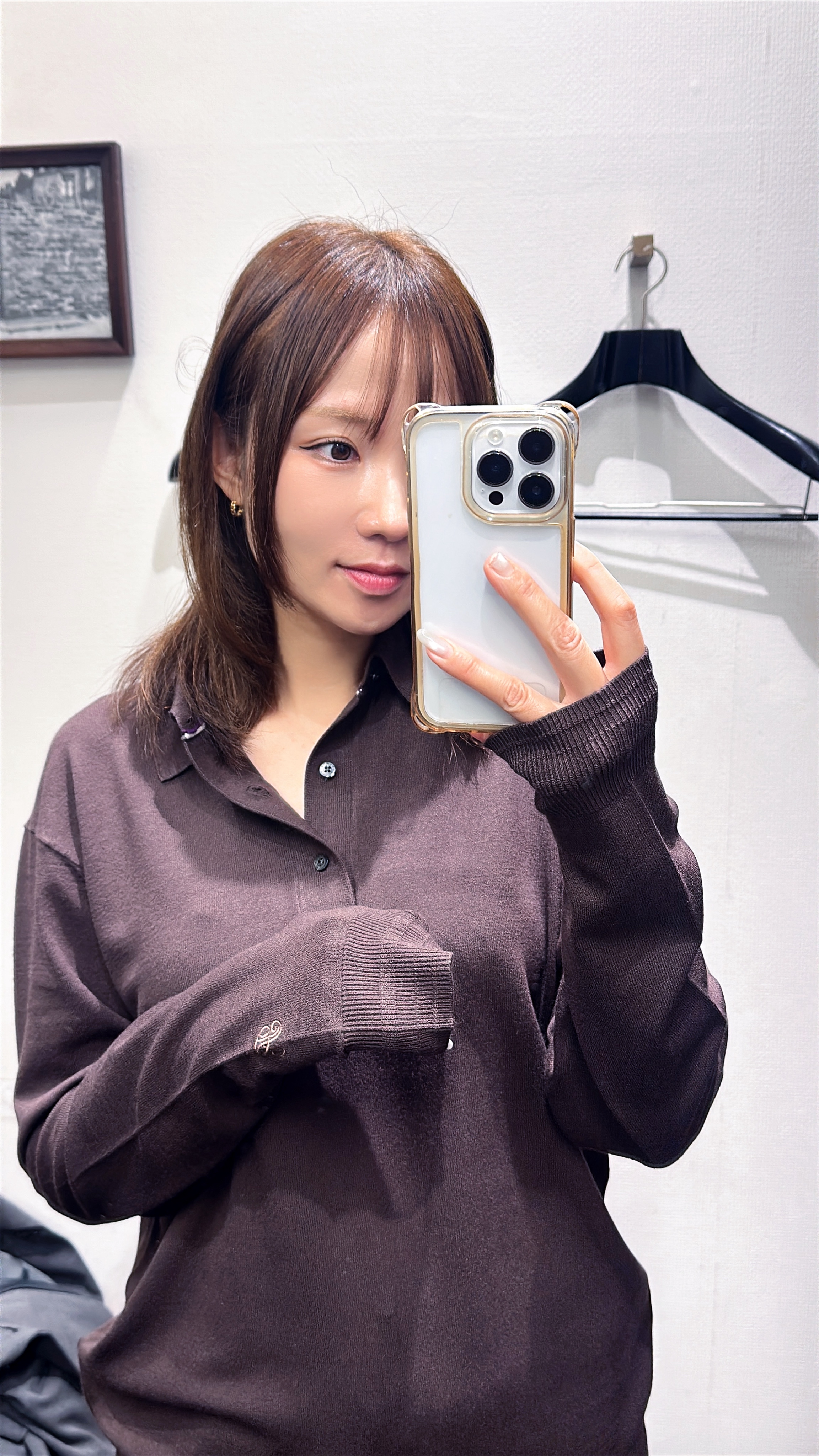 オノアサミさんの「TAKEO KIKUCHI｜ワンポイント刺繍 ミニ裏毛 プルオーバージャージ」を使ったコーディネート