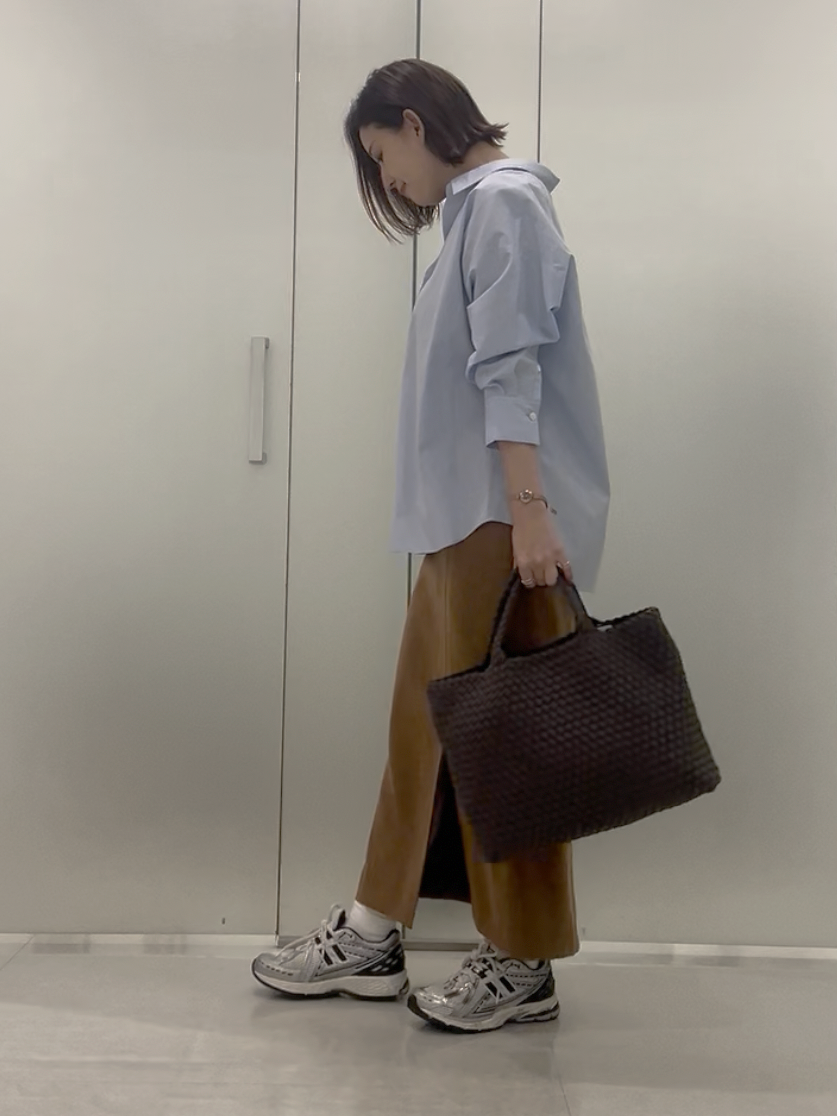 まどかさんの「UNTITLED｜コットンドルマンシャツ」を使ったコーディネート