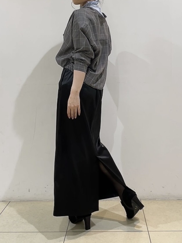 watanabeさんの「UNTITLED｜【セットアップ可/秋羽織り】メランジツイルシャツ」を使ったコーディネート