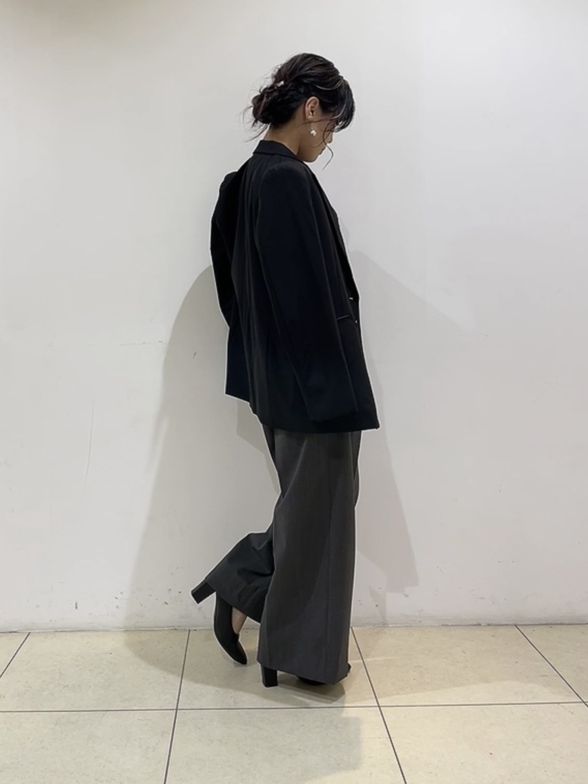 watanabeさんの「UNTITLED｜【セットアップ可/秋羽織り/お仕事スーツ】ウールブレンドダブルジャケット」を使ったコーディネート