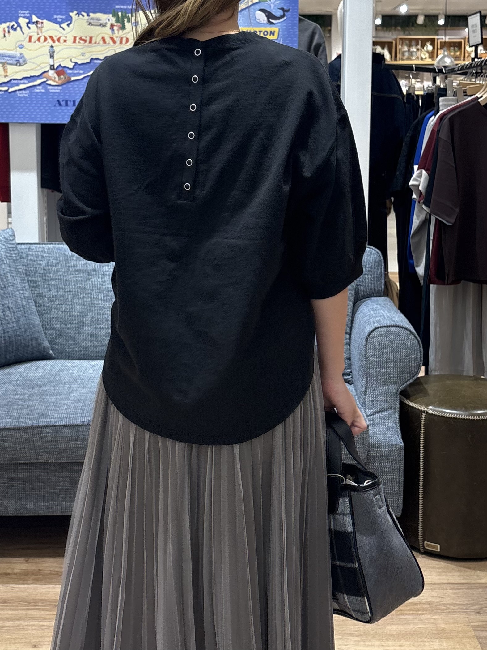 yuinaさんの「Dessin｜【洗える/オンオフ使える】リバーシブル マットサテン＆チュールスカート」を使ったコーディネート