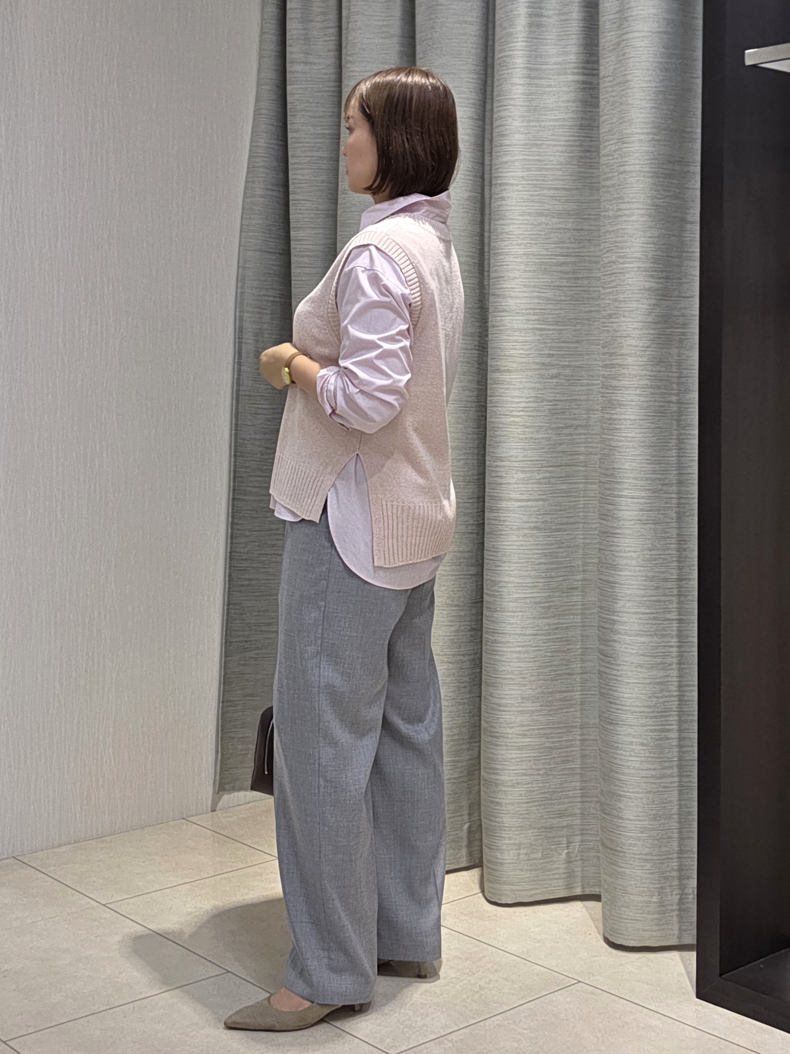 naokoさんの「UNTITLED｜【5色展開/手洗い可】ローシルクウールニットベスト」を使ったコーディネート
