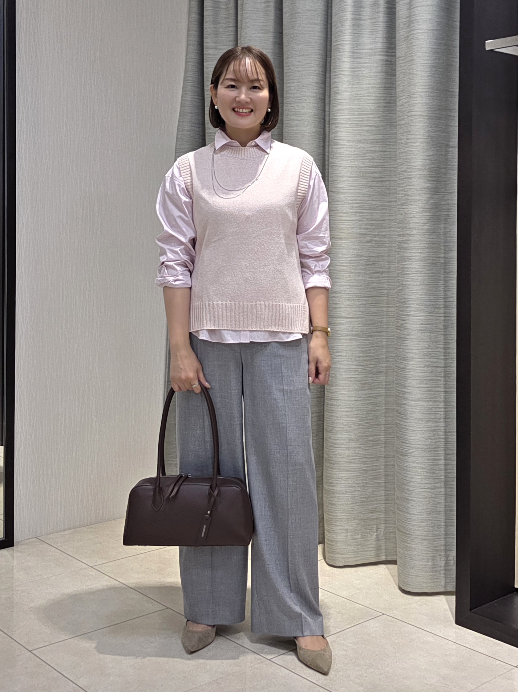 naokoさんの「UNTITLED｜【5色展開/手洗い可】ローシルクウールニットベスト」を使ったコーディネート