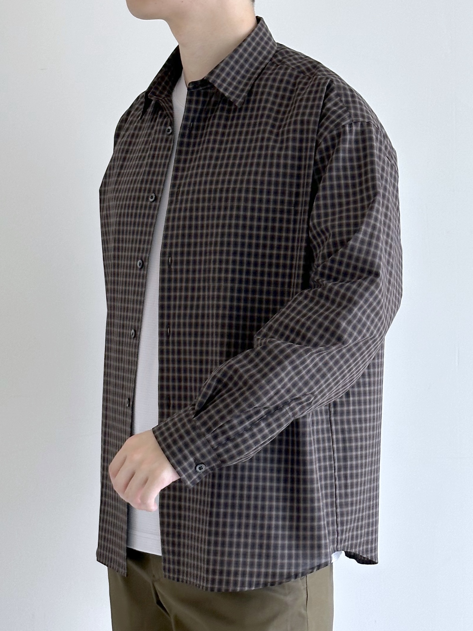 イッシーさんの「TAKEO KIKUCHI｜【日本製/Sサイズ～】リラックスフィットシャツ」を使ったコーディネート