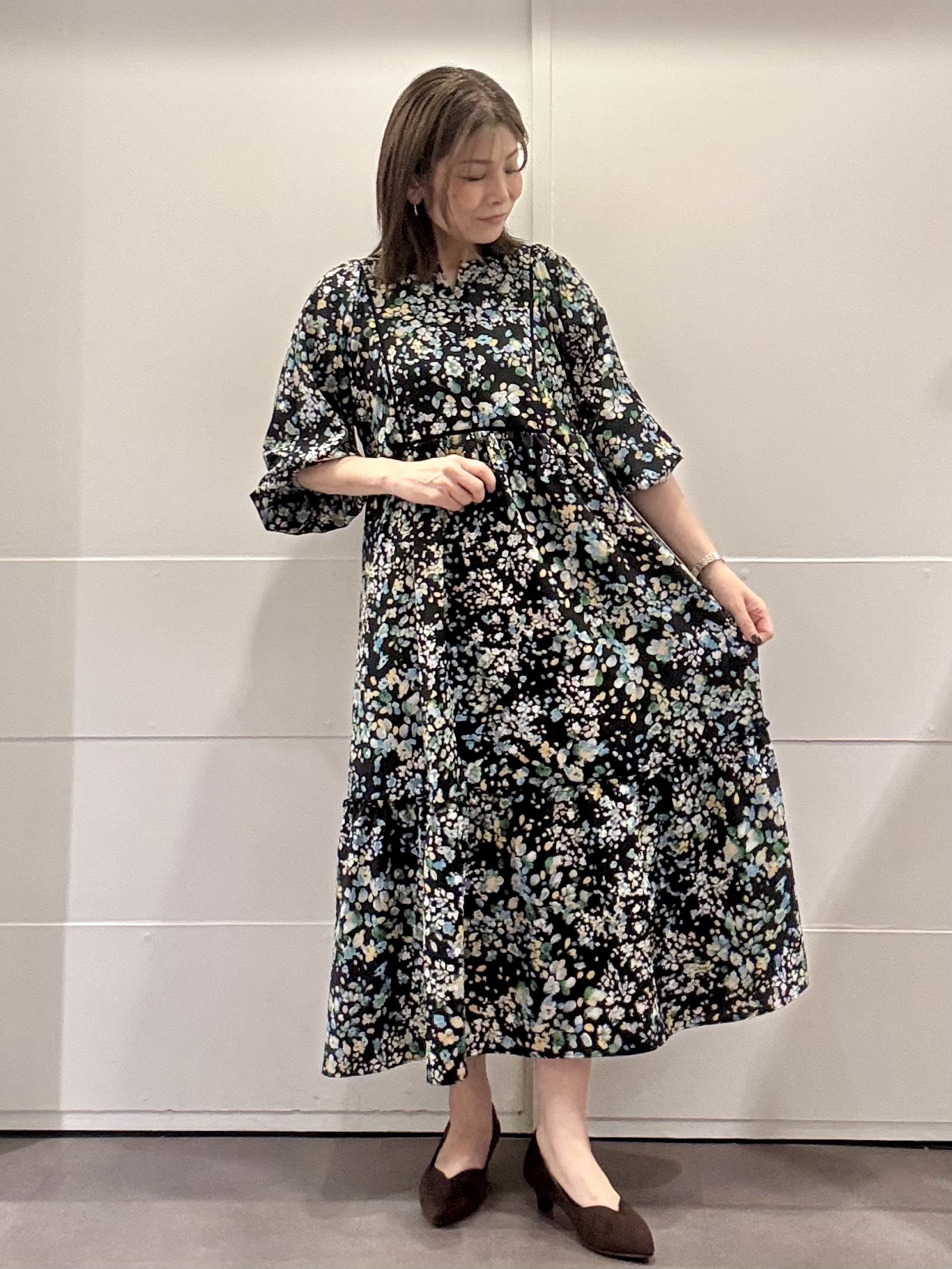 ちいさんの「Reflect｜フラワープリント フェミニンワンピース」を使ったコーディネート