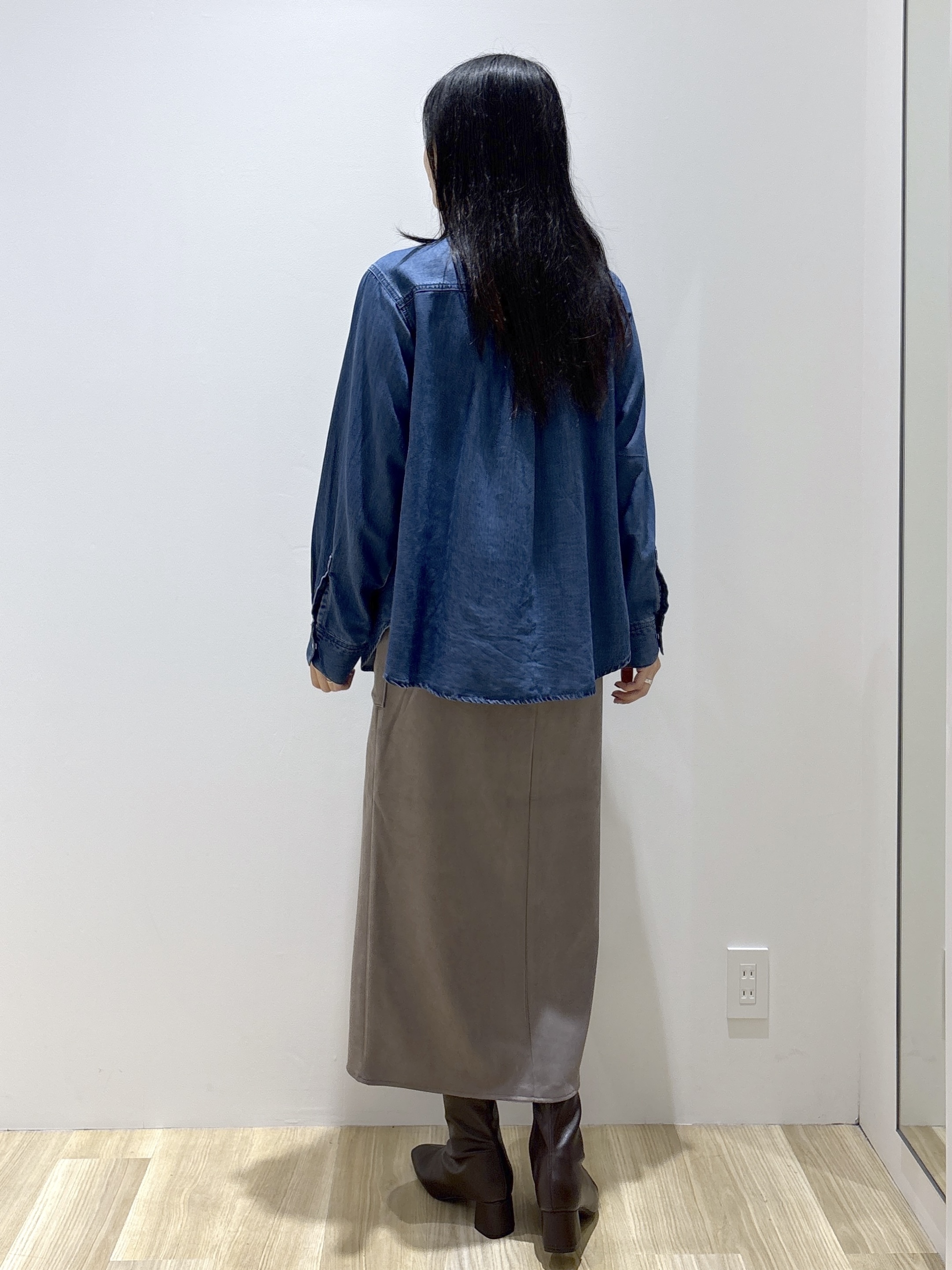 sachikoさんの「OPAQUE.CLIP｜デニムボウタイブラウス【洗濯機OK】」を使ったコーディネート