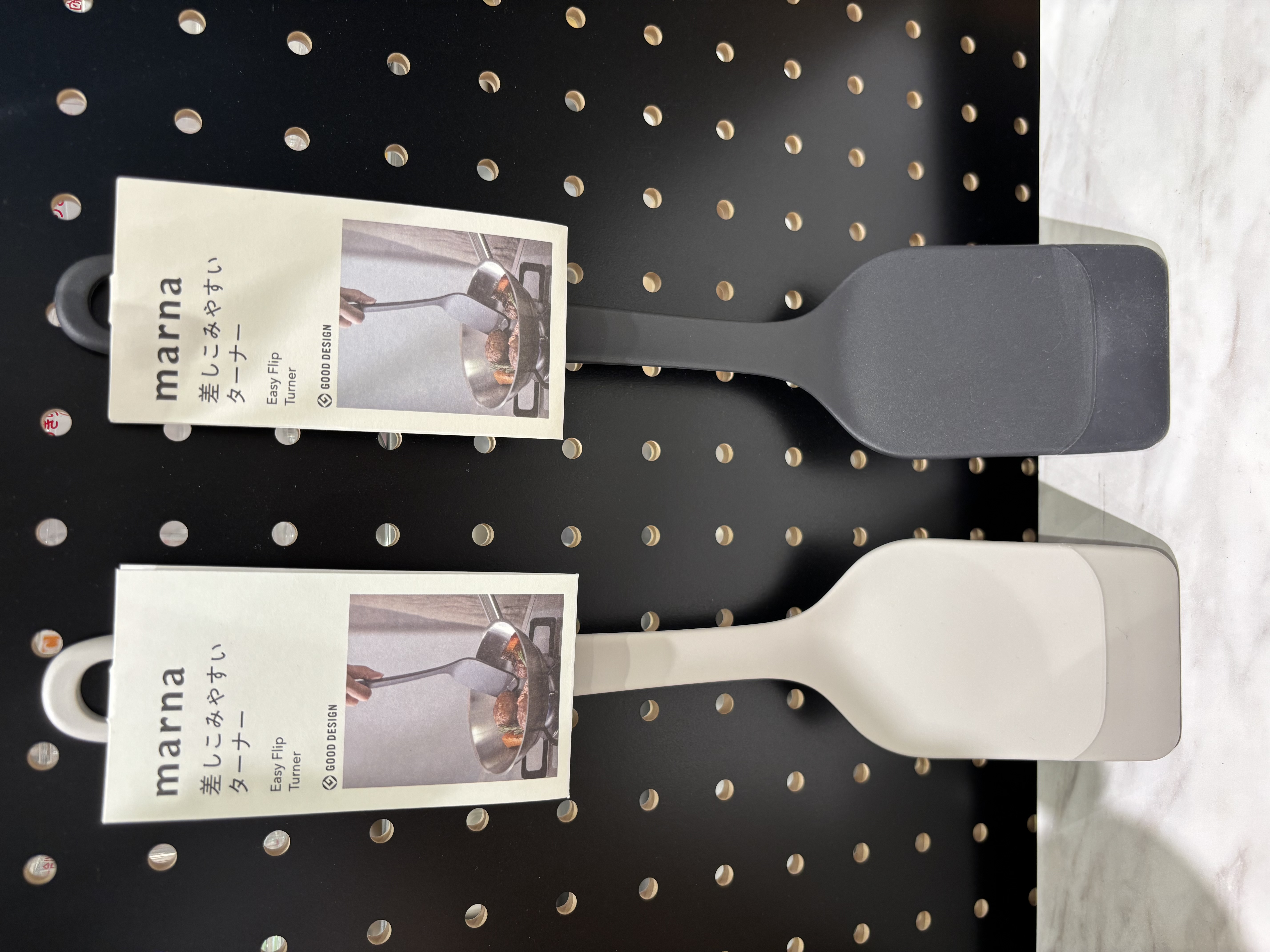 knさんの「212 KITCHEN STORE｜きほんの道具 スプーンヘラ DGY ＜marna マーナ＞」を使ったコーディネート