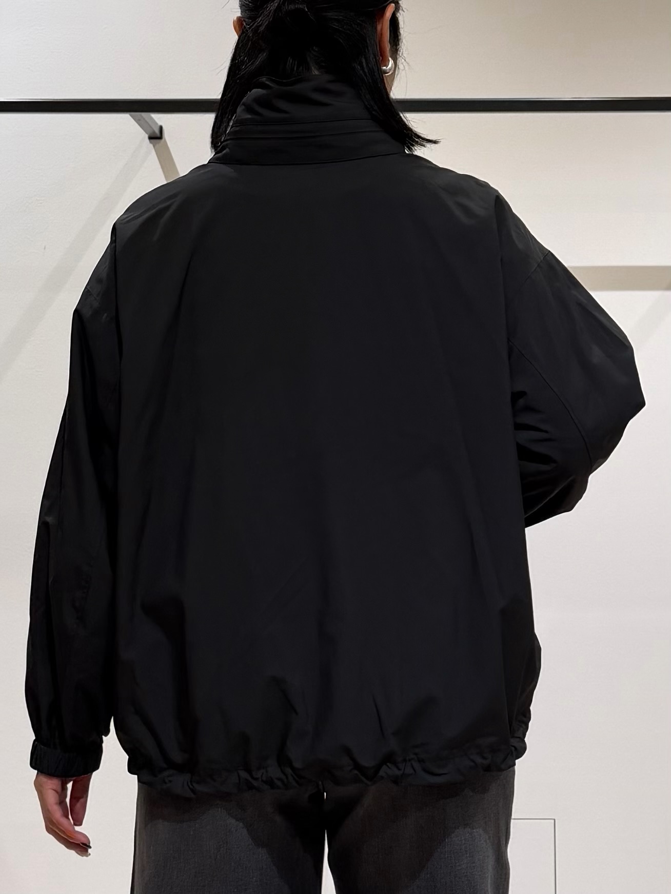 TOMOMIさんの「UNTITLED｜【ロゴ・プリント】フォトグラフィックロンT」を使ったコーディネート