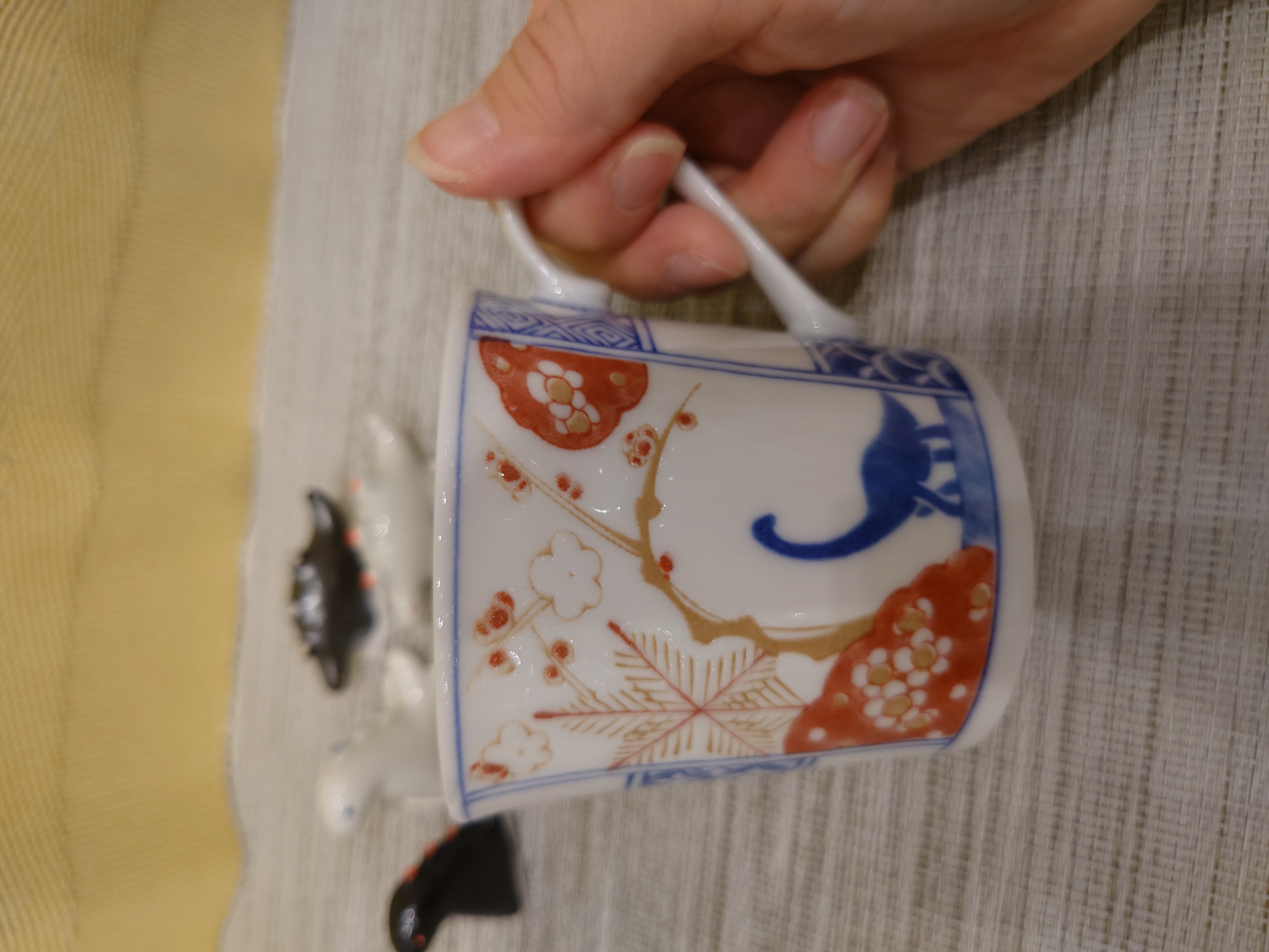 wave3さんの「212 KITCHEN STORE｜江戸っ子恐竜 青海竜 反丼」を使ったコーディネート
