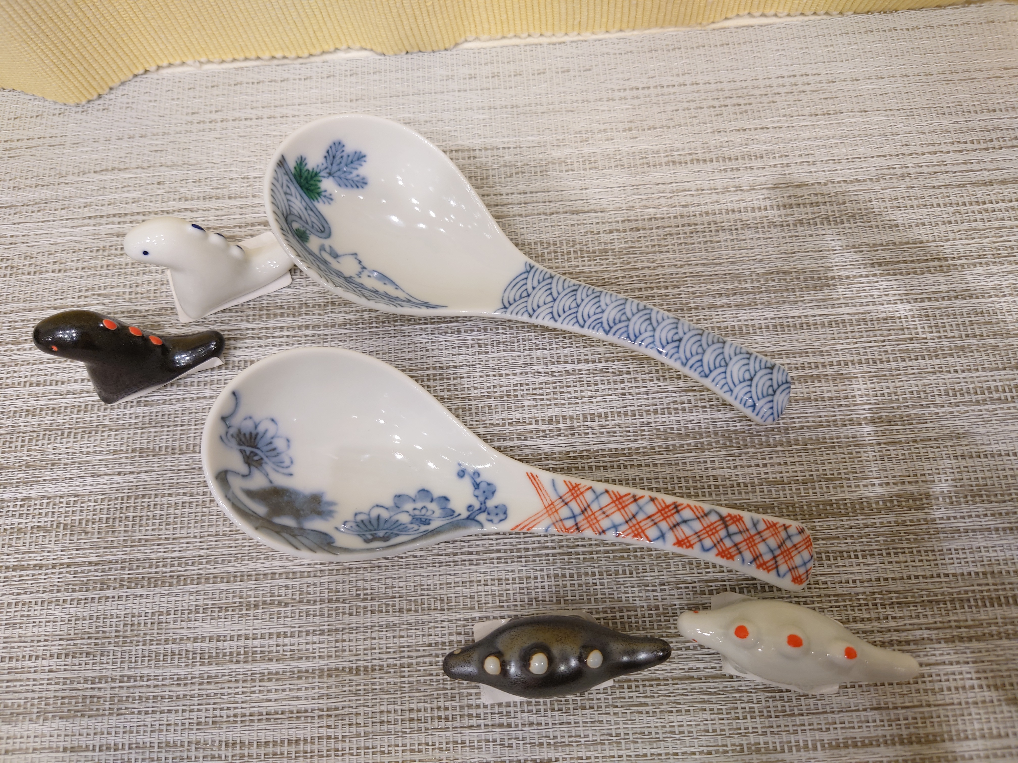 wave3さんの「212 KITCHEN STORE｜江戸っ子恐竜 青海竜 反丼」を使ったコーディネート