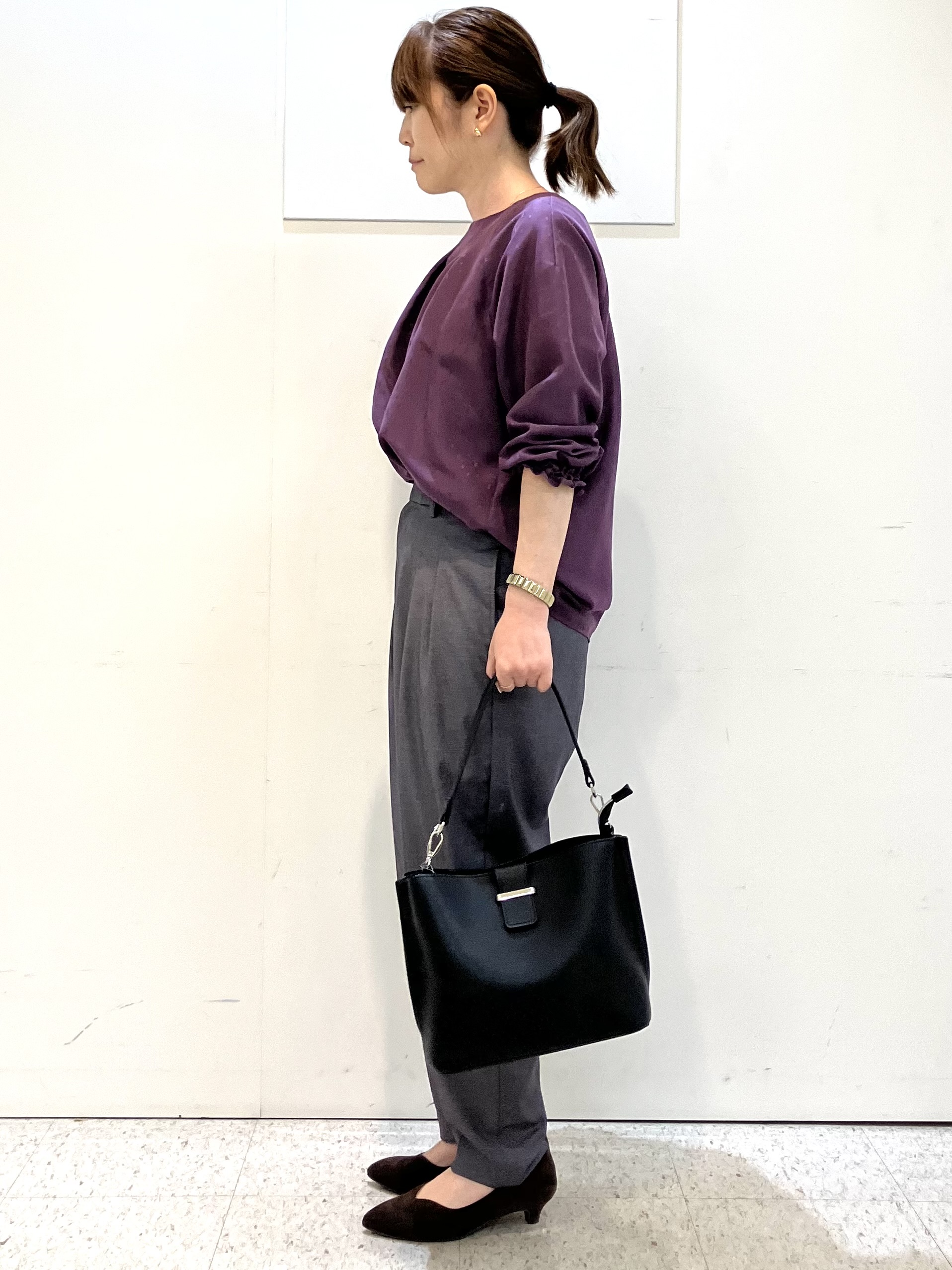 kozuさんの「Reflect｜タックデザイン ラグランスリーブブラウス」を使ったコーディネート