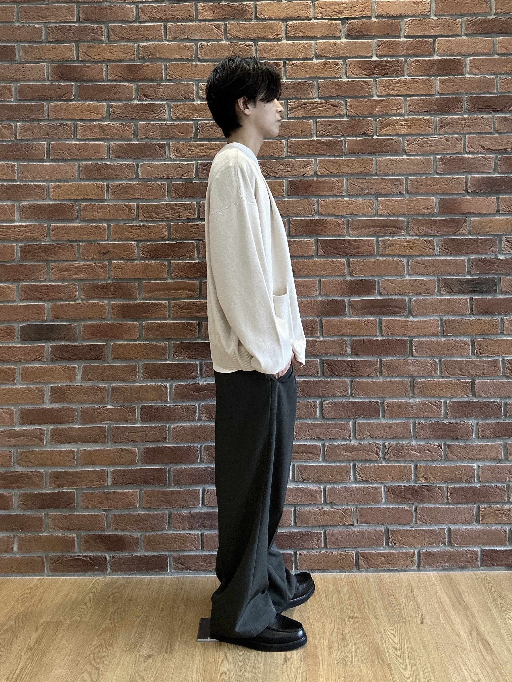 ドイさんの「tk.TAKEO KIKUCHI｜ウールライク2タックワイドスラックス」を使ったコーディネート