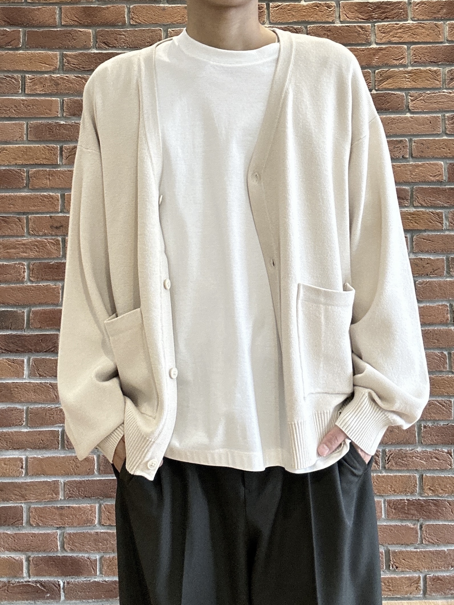 ドイさんの「tk.TAKEO KIKUCHI｜ウールライク2タックワイドスラックス」を使ったコーディネート