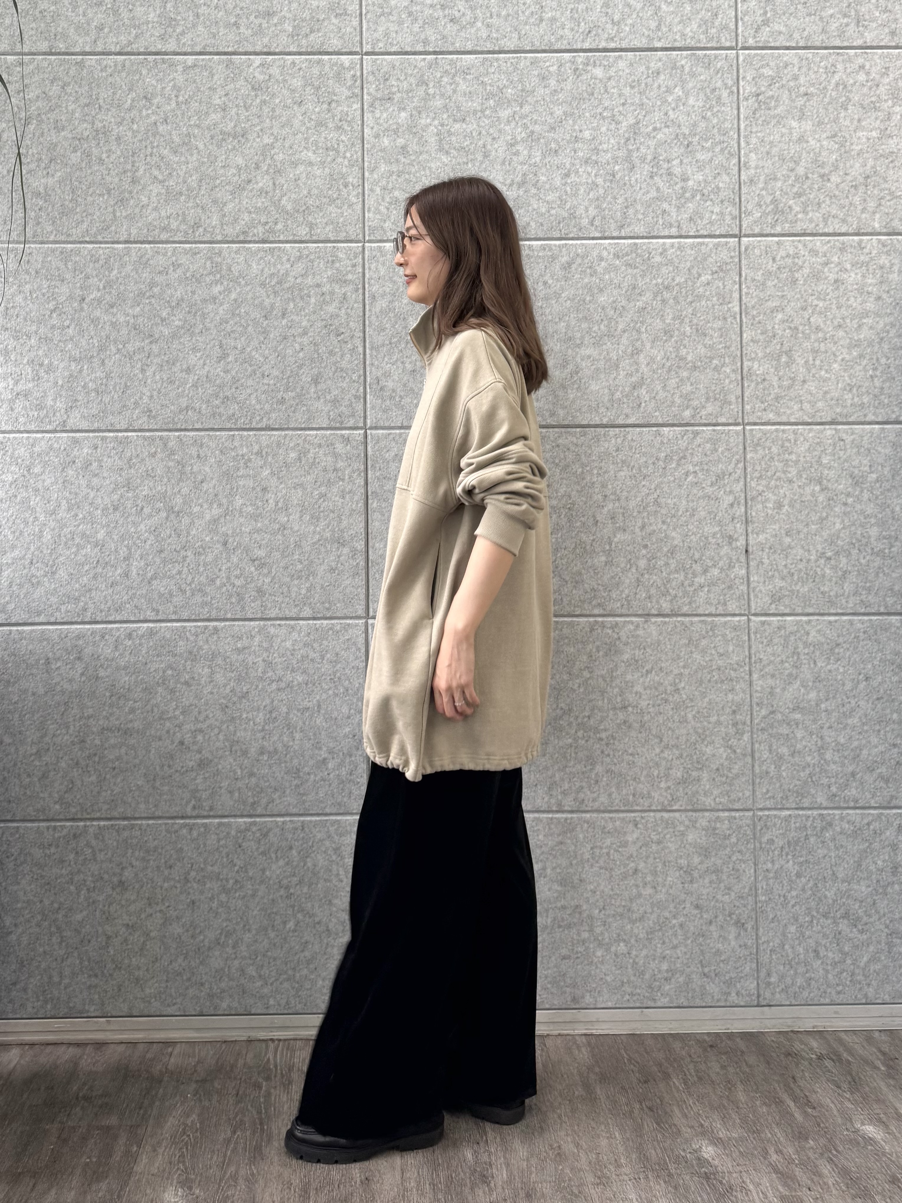 uchi__yamaさんの「CODE A｜half zip sweat mini dress」を使ったコーディネート