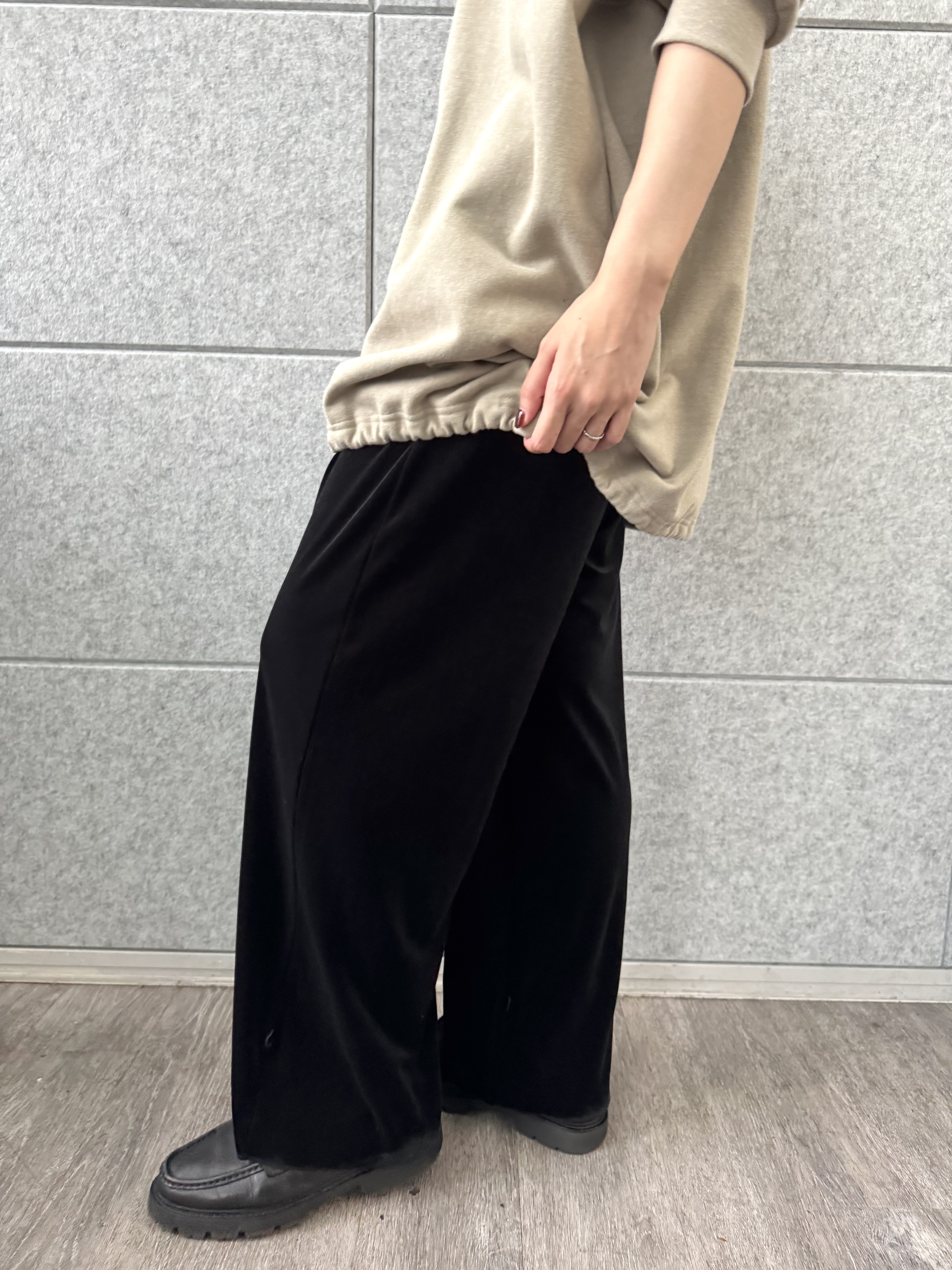uchi__yamaさんの「CODE A｜half zip sweat mini dress」を使ったコーディネート