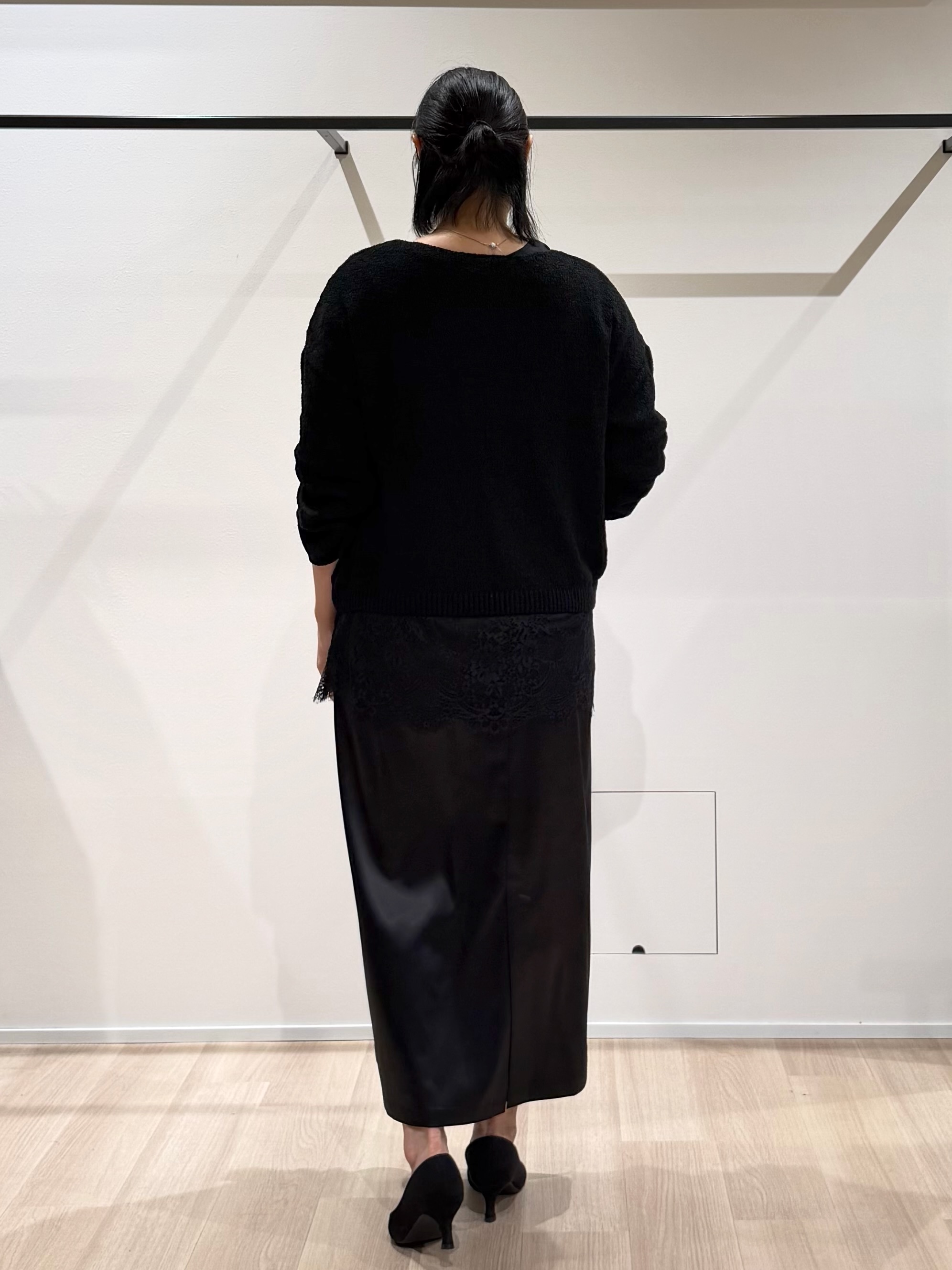 TOMOMIさんの「UNTITLED｜【洗える／程よいシアー感】凹凸素材ニット」を使ったコーディネート