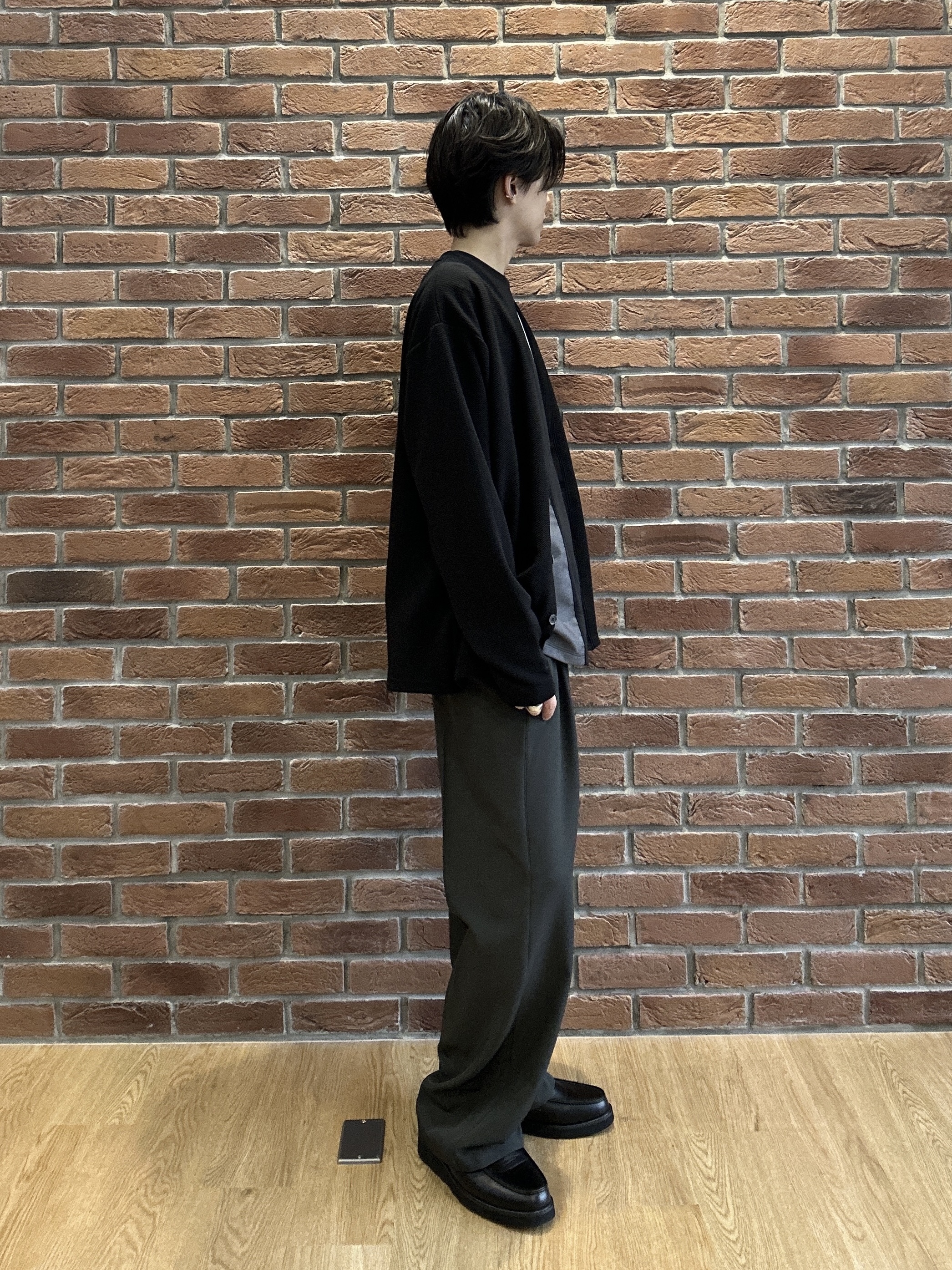 ドイさんの「tk.TAKEO KIKUCHI｜ウールライク2タックワイドスラックス」を使ったコーディネート
