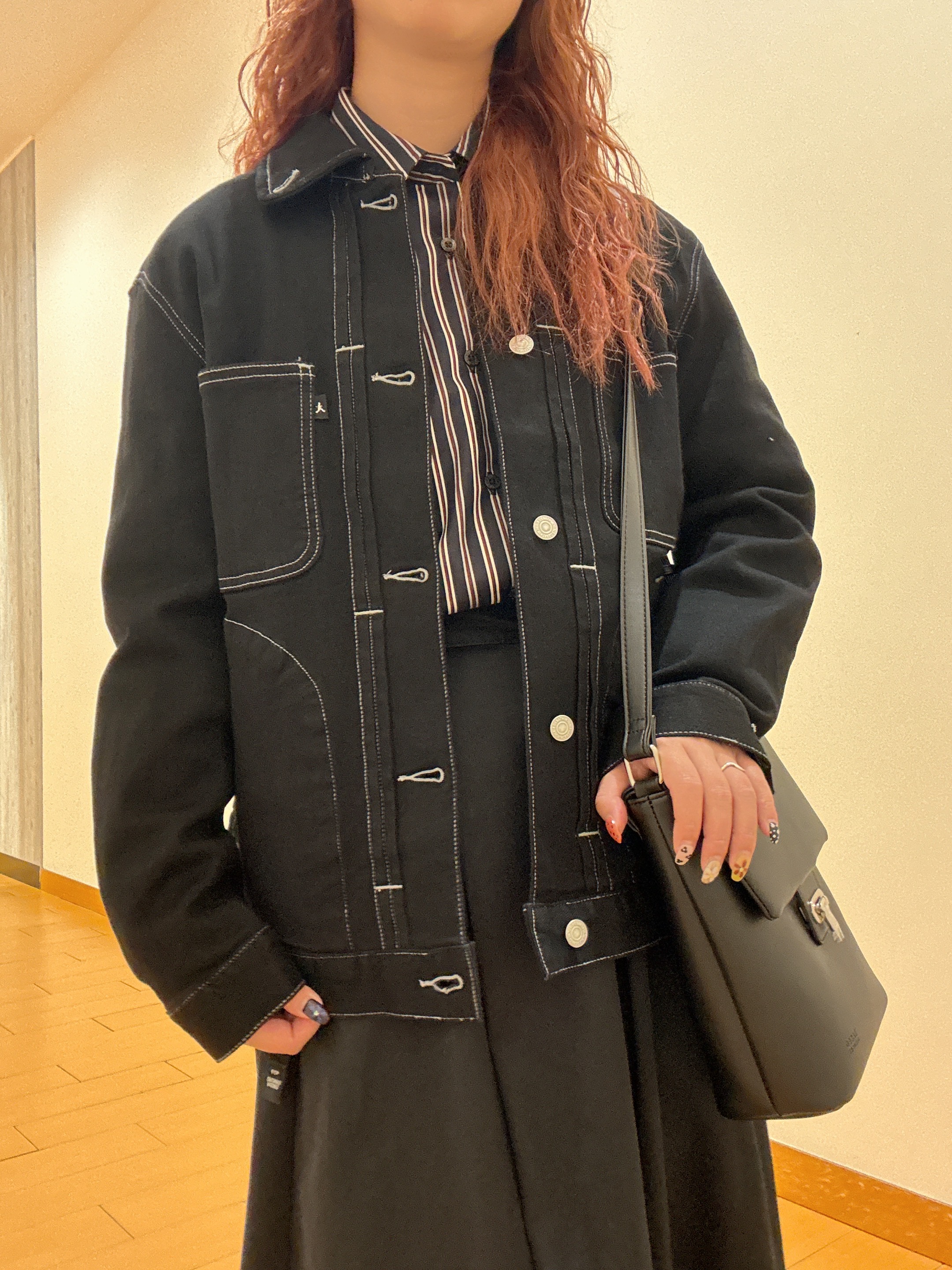 ヒナさんの「TAKEO KIKUCHI｜【BOWLER HAT LABEL】日本製オルタネートストライプシャツ」を使ったコーディネート