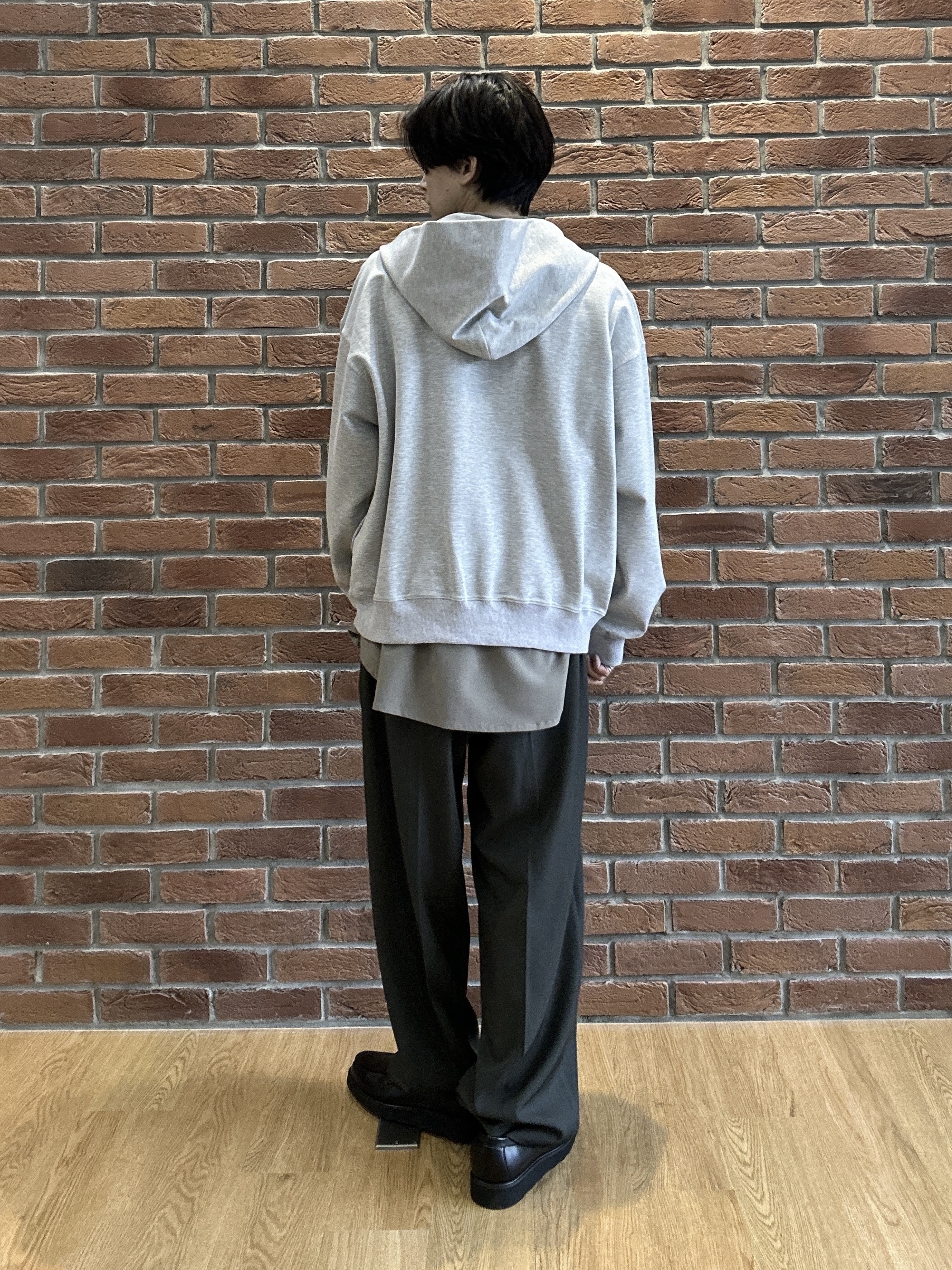 ドイさんの「tk.TAKEO KIKUCHI｜ウールライク2タックワイドスラックス」を使ったコーディネート