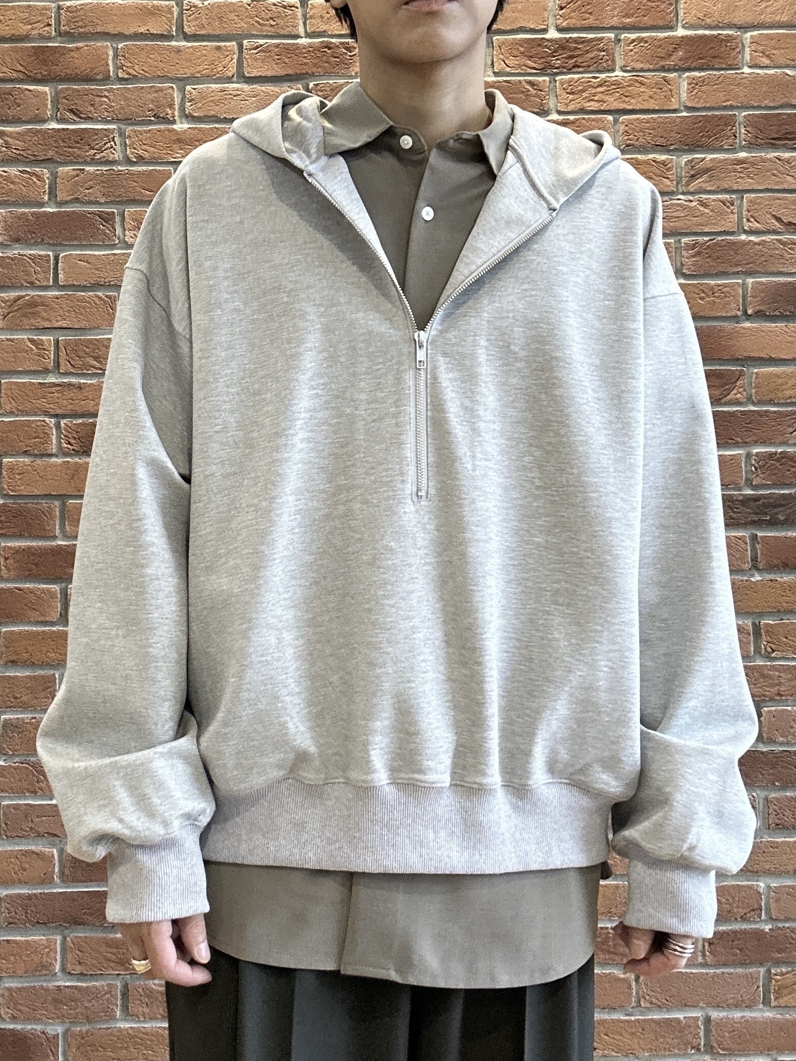ドイさんの「tk.TAKEO KIKUCHI｜ウールライク2タックワイドスラックス」を使ったコーディネート
