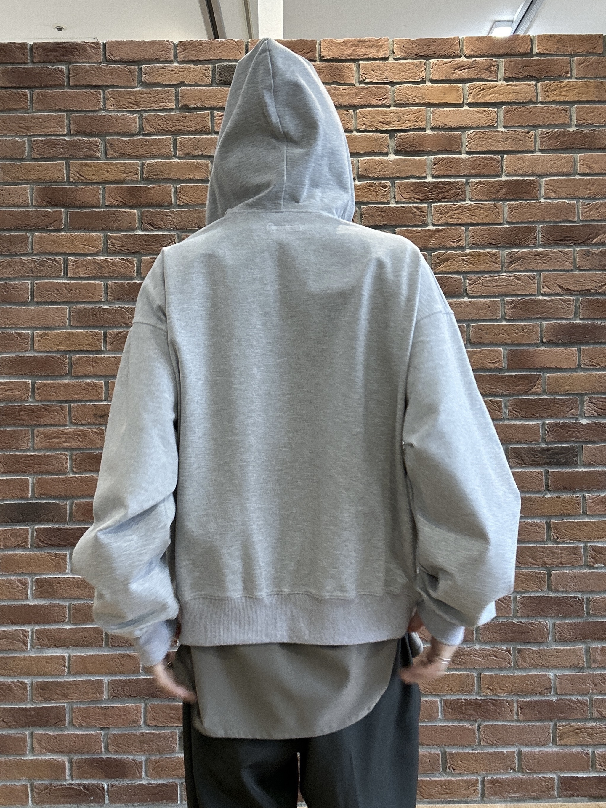 ドイさんの「tk.TAKEO KIKUCHI｜ウールライク2タックワイドスラックス」を使ったコーディネート