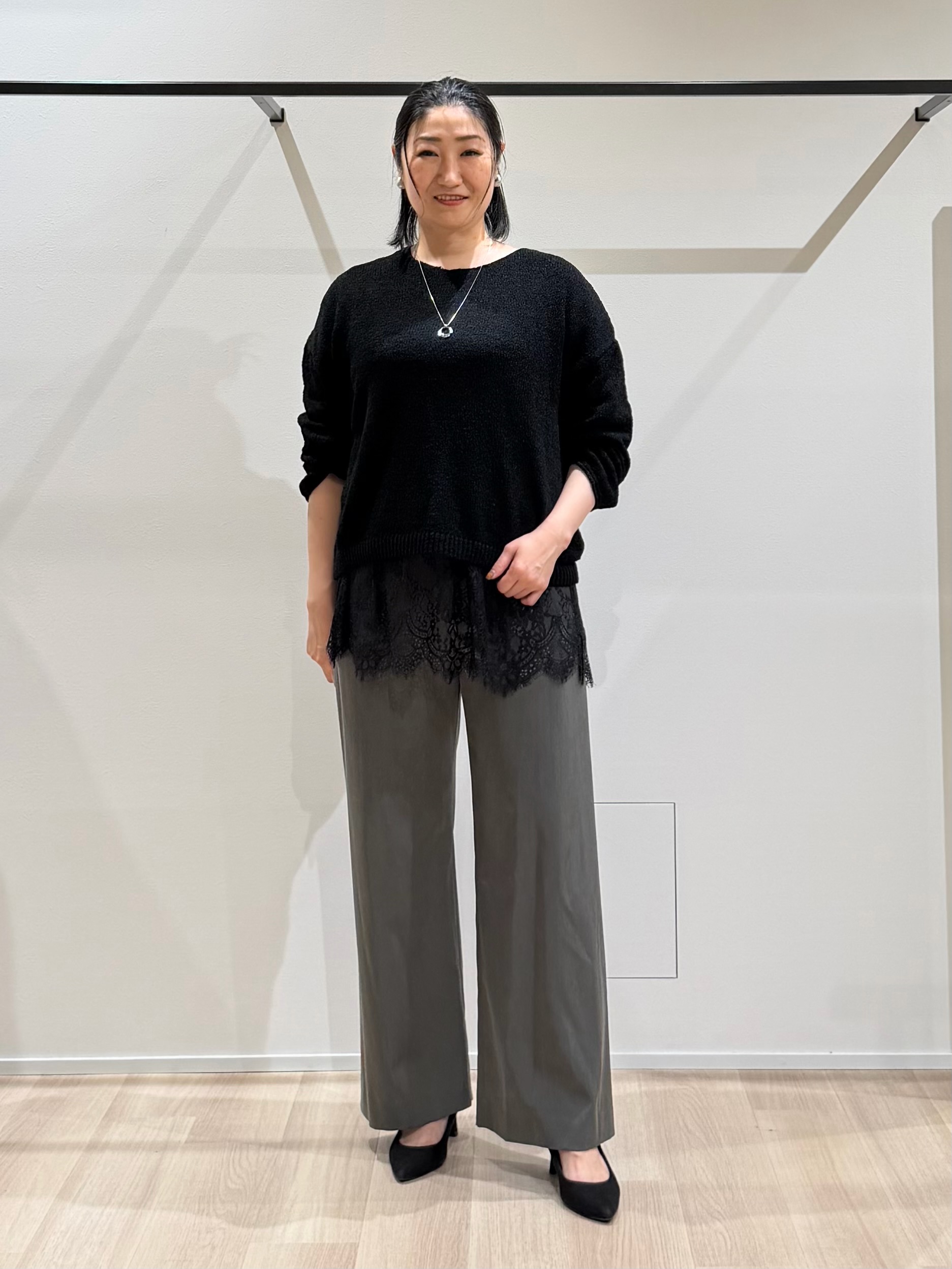 TOMOMIさんの「UNTITLED｜【洗える／程よいシアー感】凹凸素材ニット」を使ったコーディネート