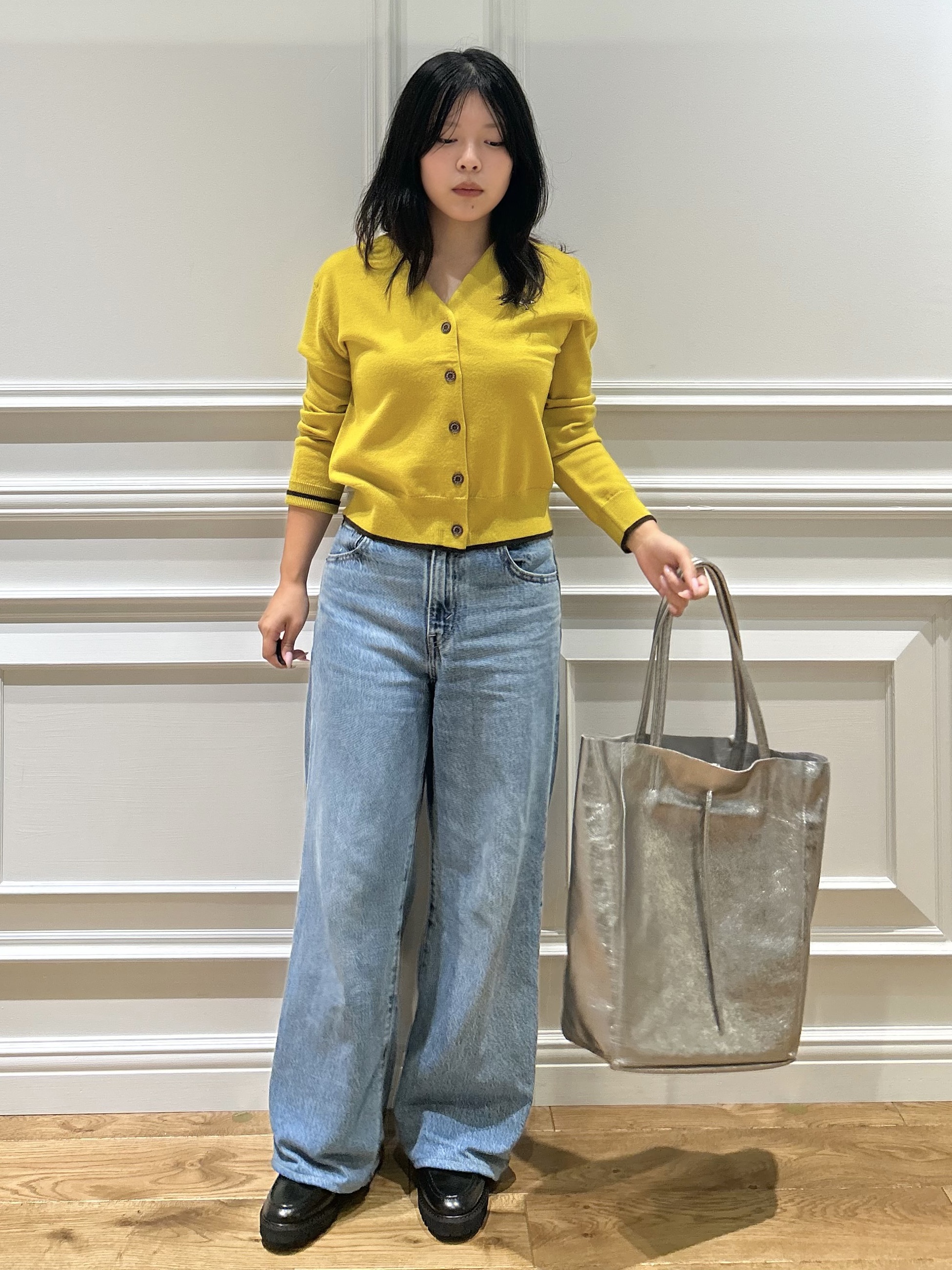 とりみさんの「DRESSTERIOR｜【日本製/軽量/本革】ビットローファー」を使ったコーディネート