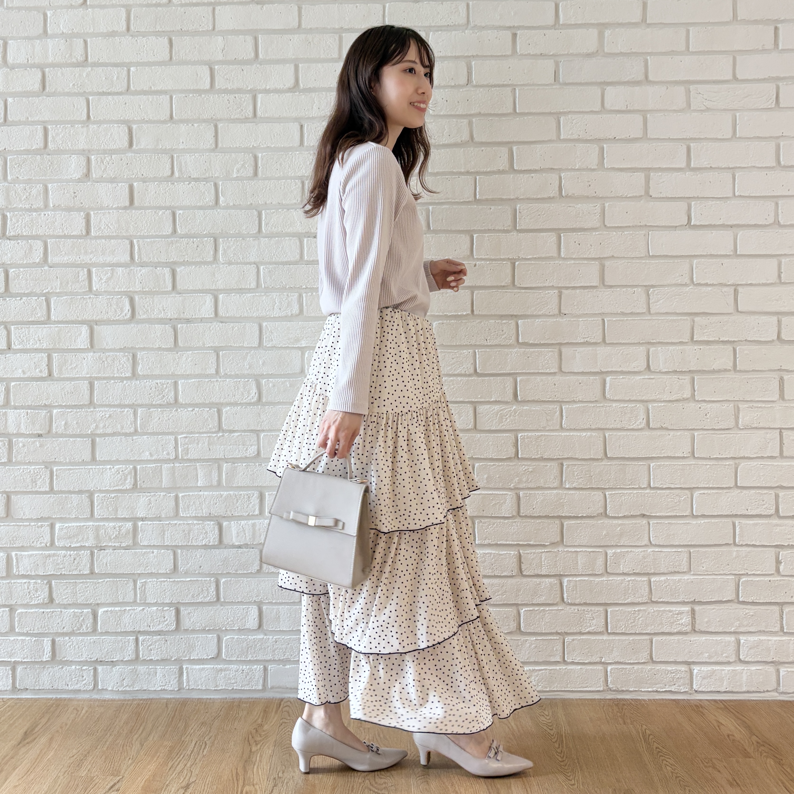 はばさんの「Couture brooch｜【デコルテ美しく】ハートネック テレコトップス」を使ったコーディネート