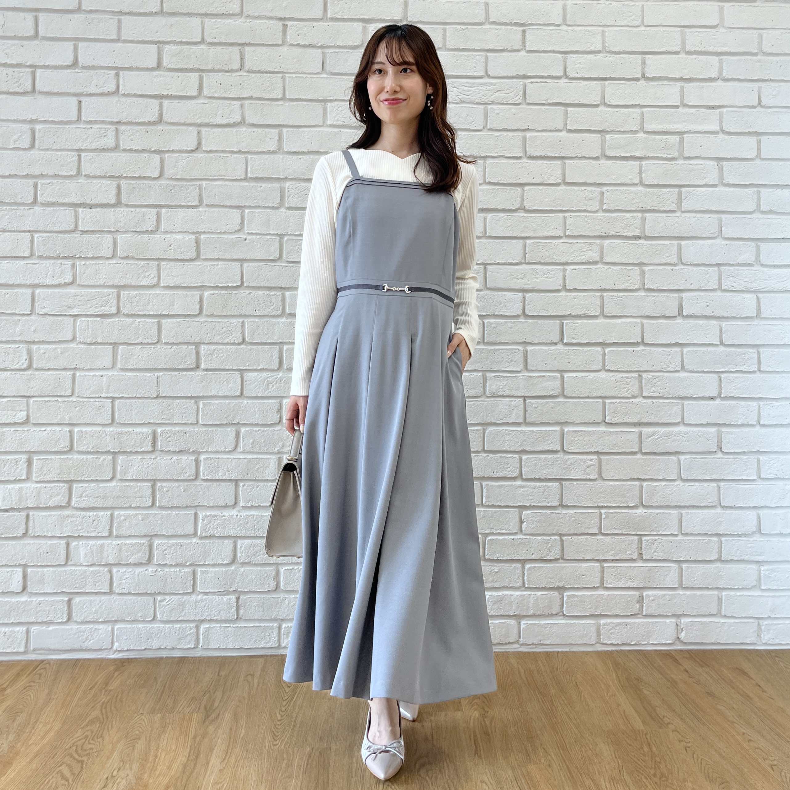 はばさんの「Couture brooch｜【デコルテ美しく】ハートネック テレコトップス」を使ったコーディネート