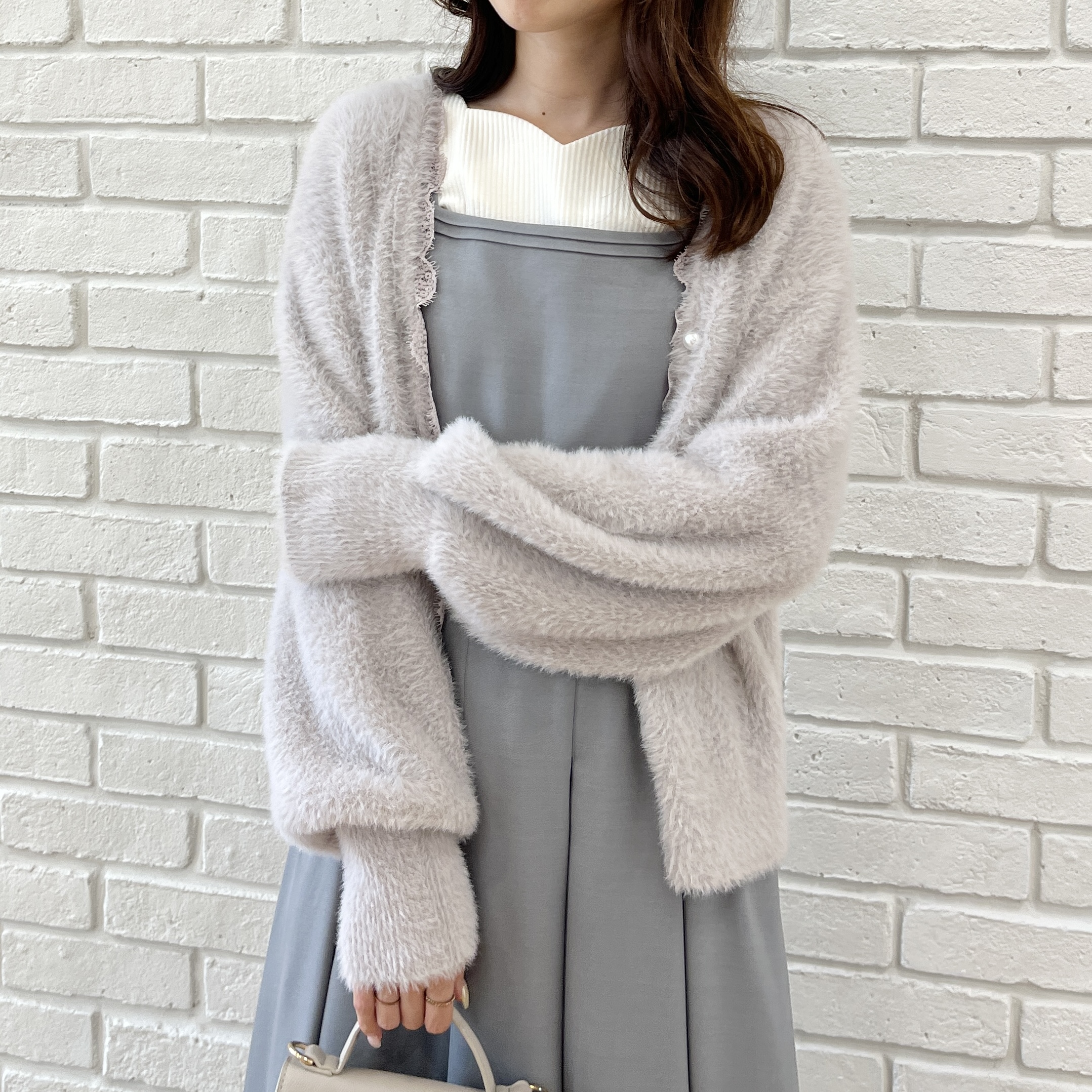 はばさんの「Couture brooch｜【デコルテ美しく】ハートネック テレコトップス」を使ったコーディネート