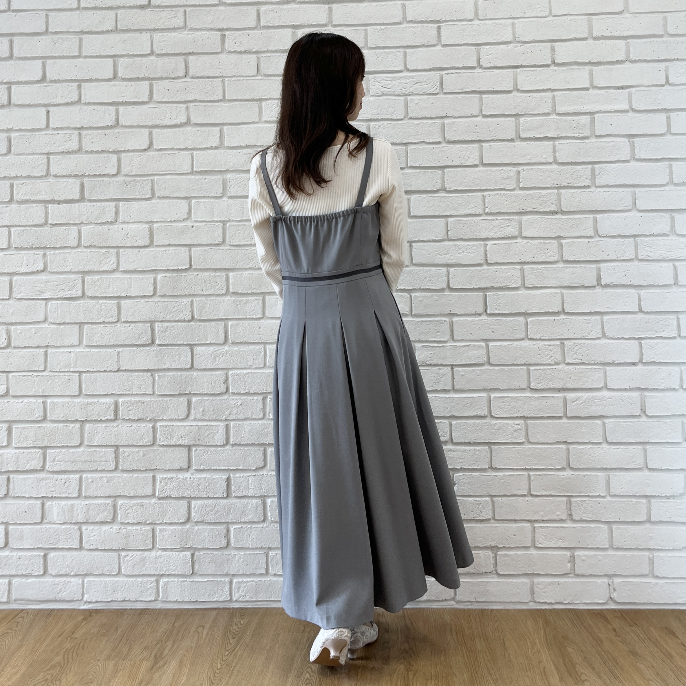はばさんの「Couture brooch｜【デコルテ美しく】ハートネック テレコトップス」を使ったコーディネート