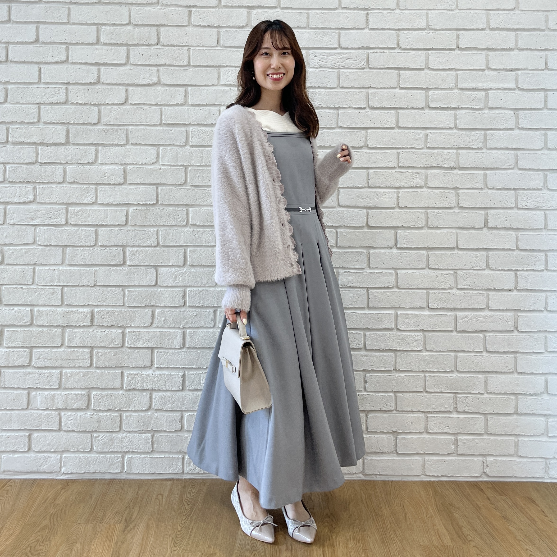 はばさんの「Couture brooch｜【デコルテ美しく】ハートネック テレコトップス」を使ったコーディネート