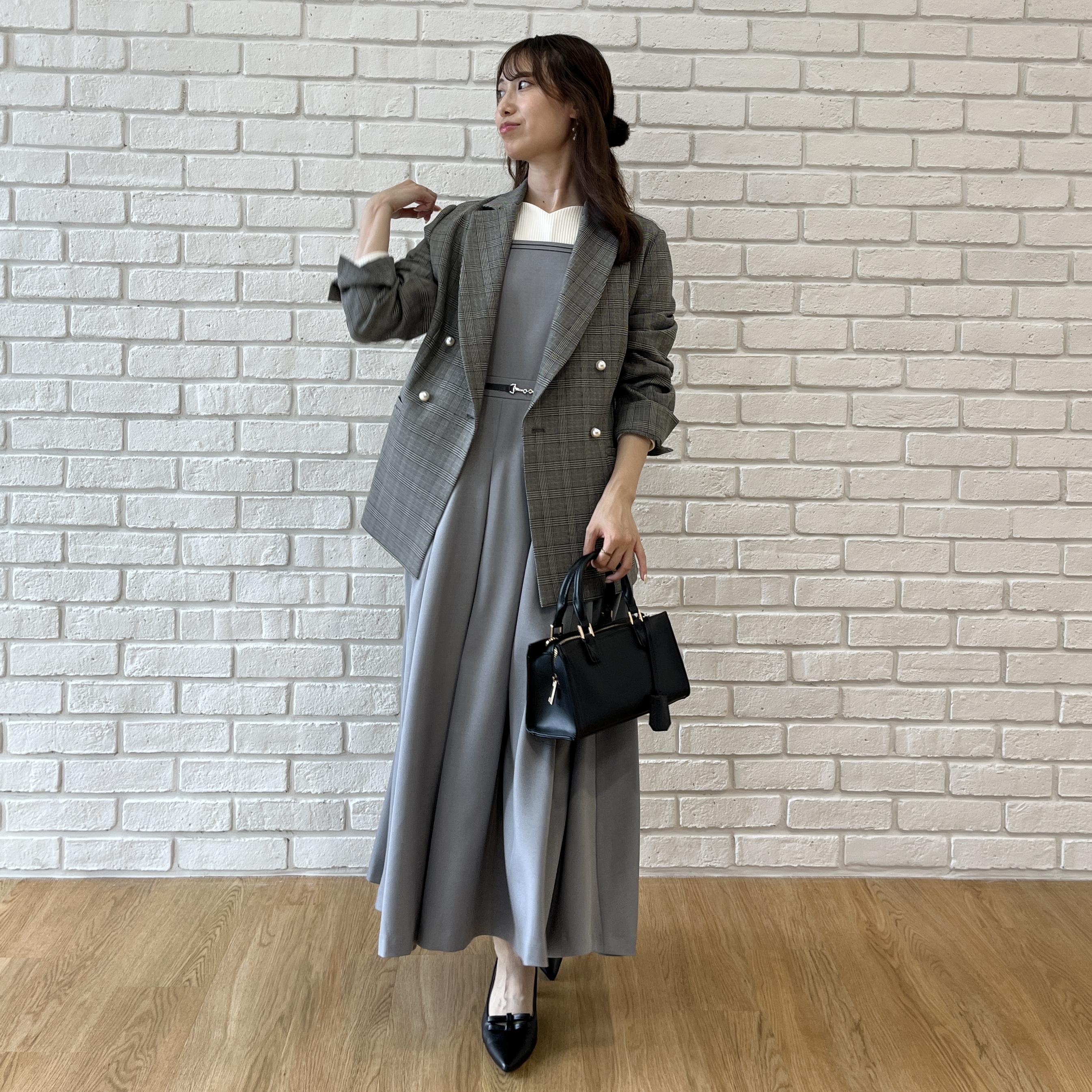 はばさんの「Couture brooch｜【デコルテ美しく】ハートネック テレコトップス」を使ったコーディネート