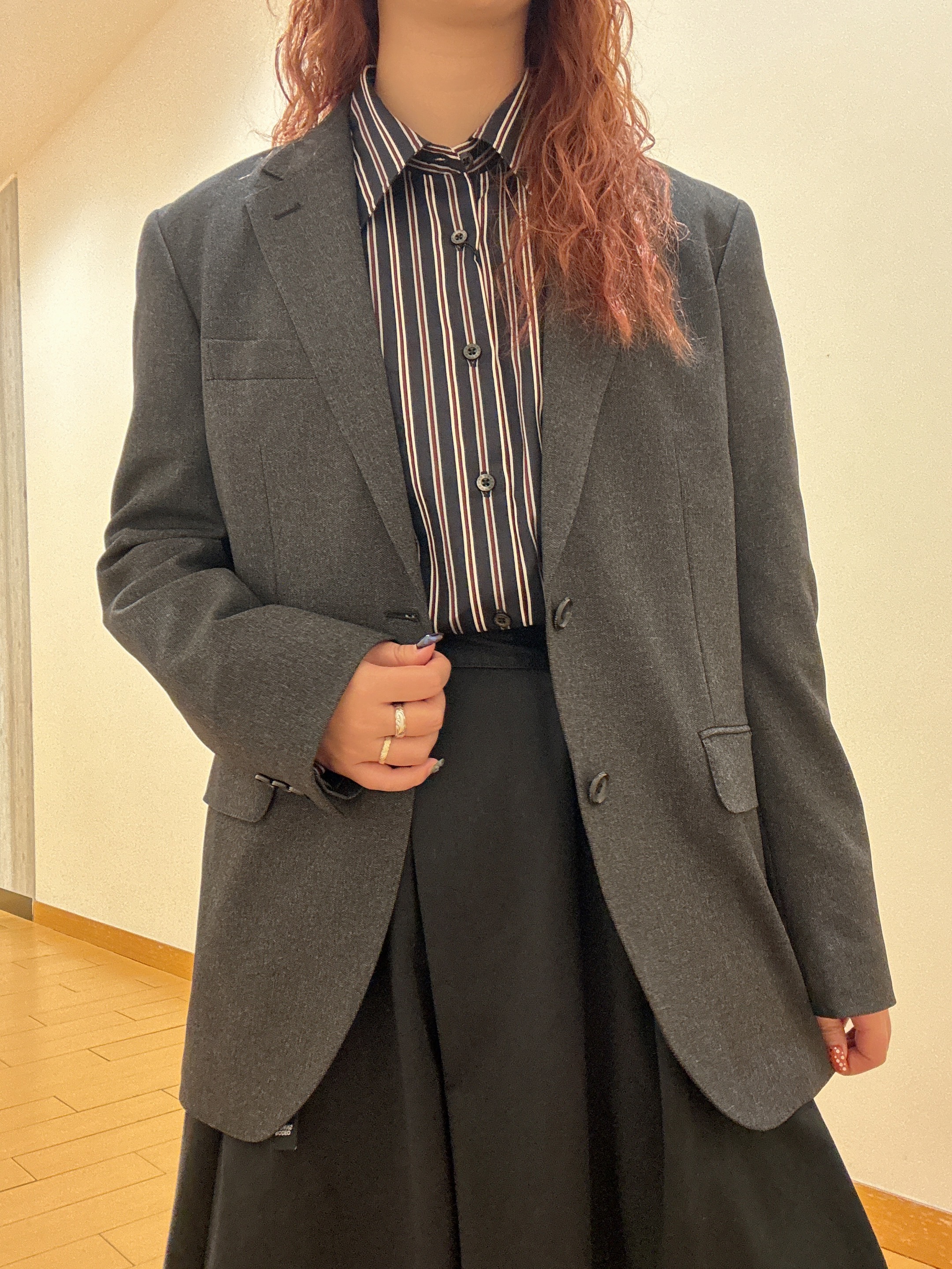 ヒナさんの「TAKEO KIKUCHI｜【BOWLER HAT LABEL】日本製オルタネートストライプシャツ」を使ったコーディネート