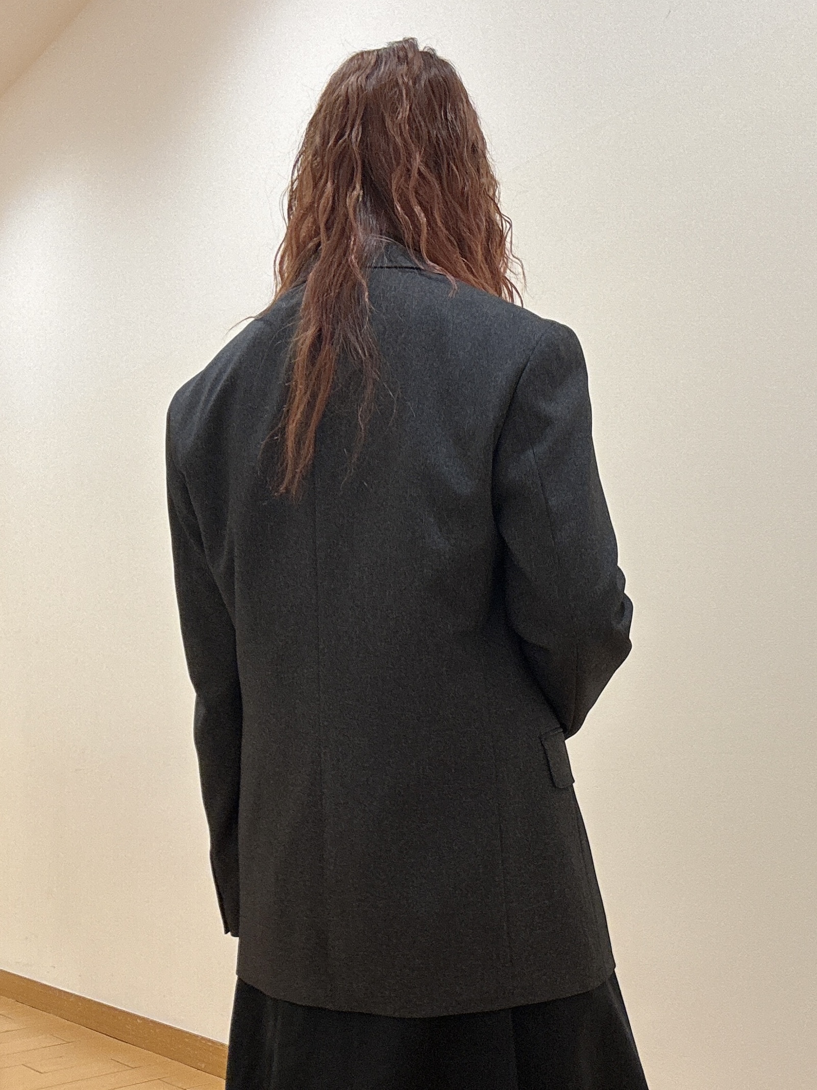 ヒナさんの「TAKEO KIKUCHI｜【BOWLER HAT LABEL】日本製オルタネートストライプシャツ」を使ったコーディネート
