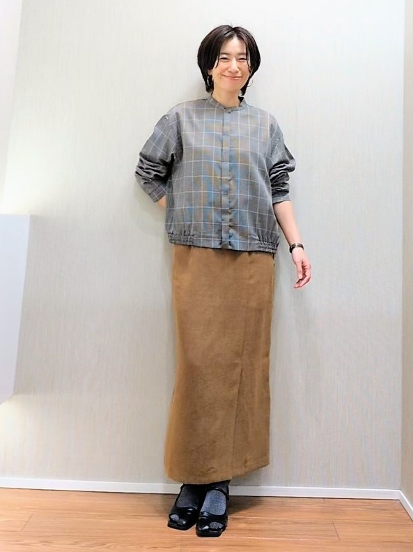 ミズタさんの「UNTITLED｜【セットアップ可/秋羽織り】メランジツイルシャツ」を使ったコーディネート
