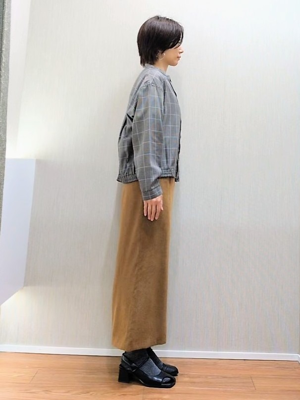 ミズタさんの「UNTITLED｜【セットアップ可/秋羽織り】メランジツイルシャツ」を使ったコーディネート