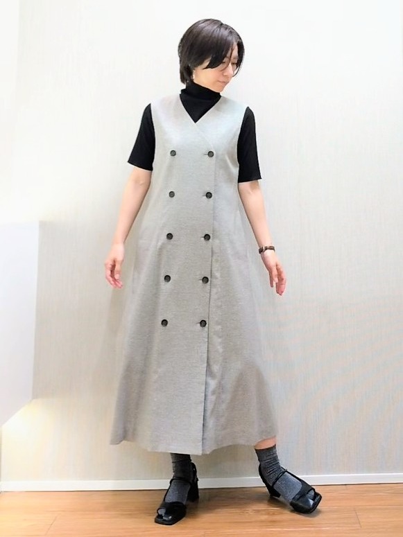 ミズタさんの「UNTITLED｜【重ね着レイヤードに】シアーテレコハイネックトップス」を使ったコーディネート