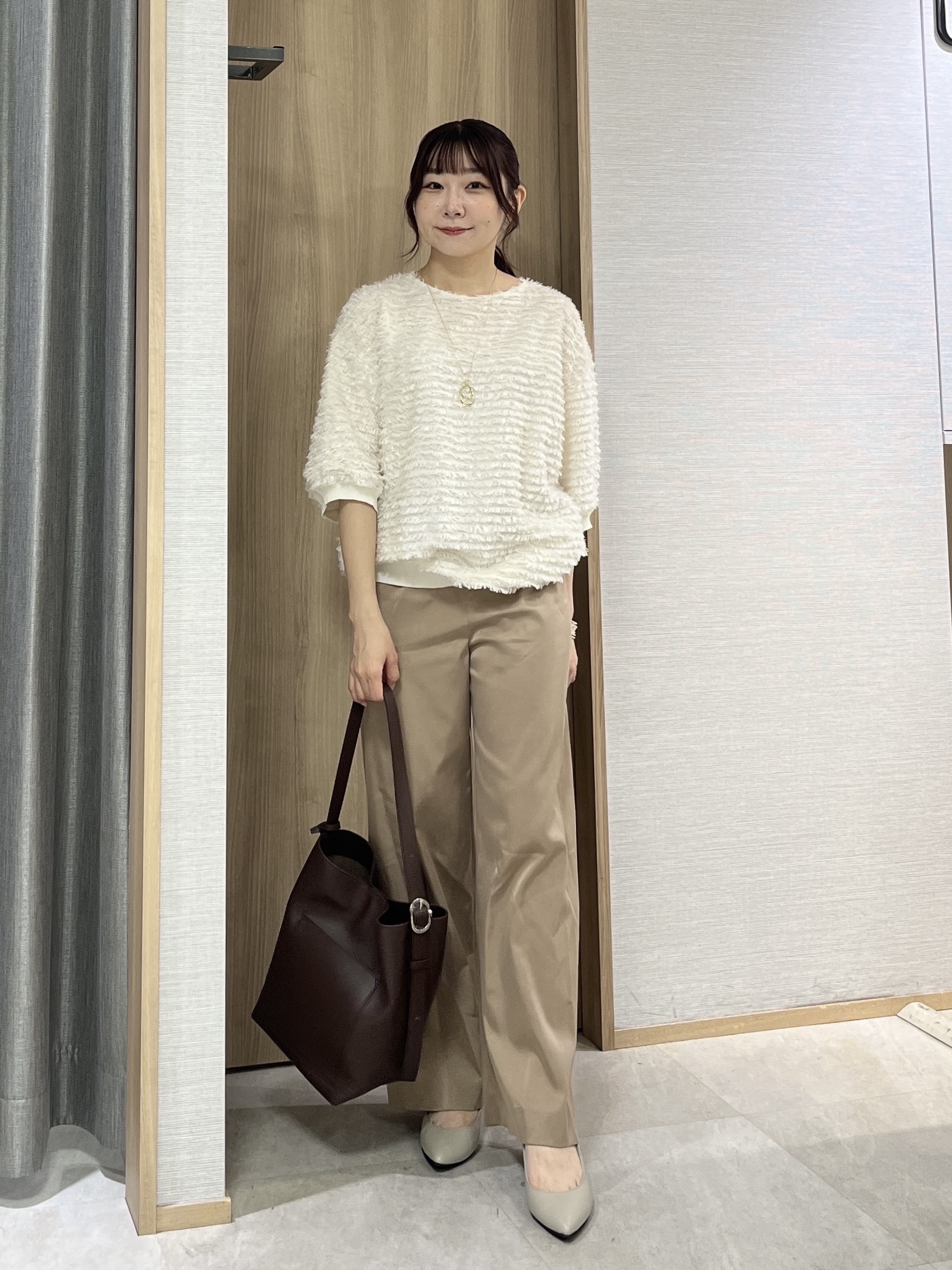 KAHOさんの「UNTITLED｜【秋映え/体型カバー】フェザージャガードプルオーバー」を使ったコーディネート