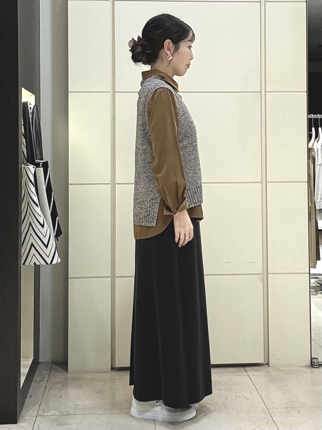 mori.さんの「UNTITLED｜【セットアップ可/秋羽織り】スエードライクシャツ」を使ったコーディネート