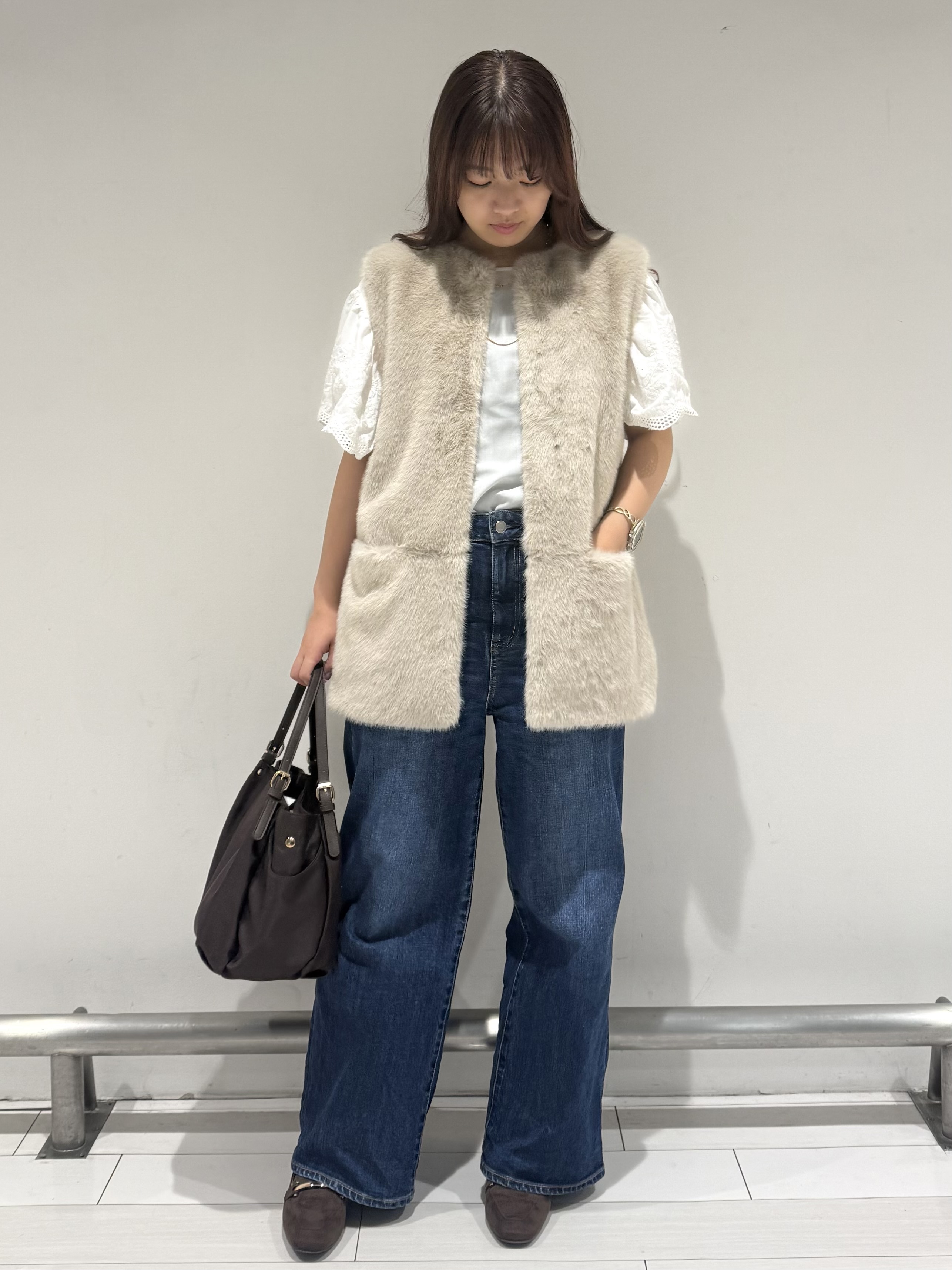Azusaさんの「Reflect｜【通勤◎】スカラップレーススリーブ ブラウス」を使ったコーディネート