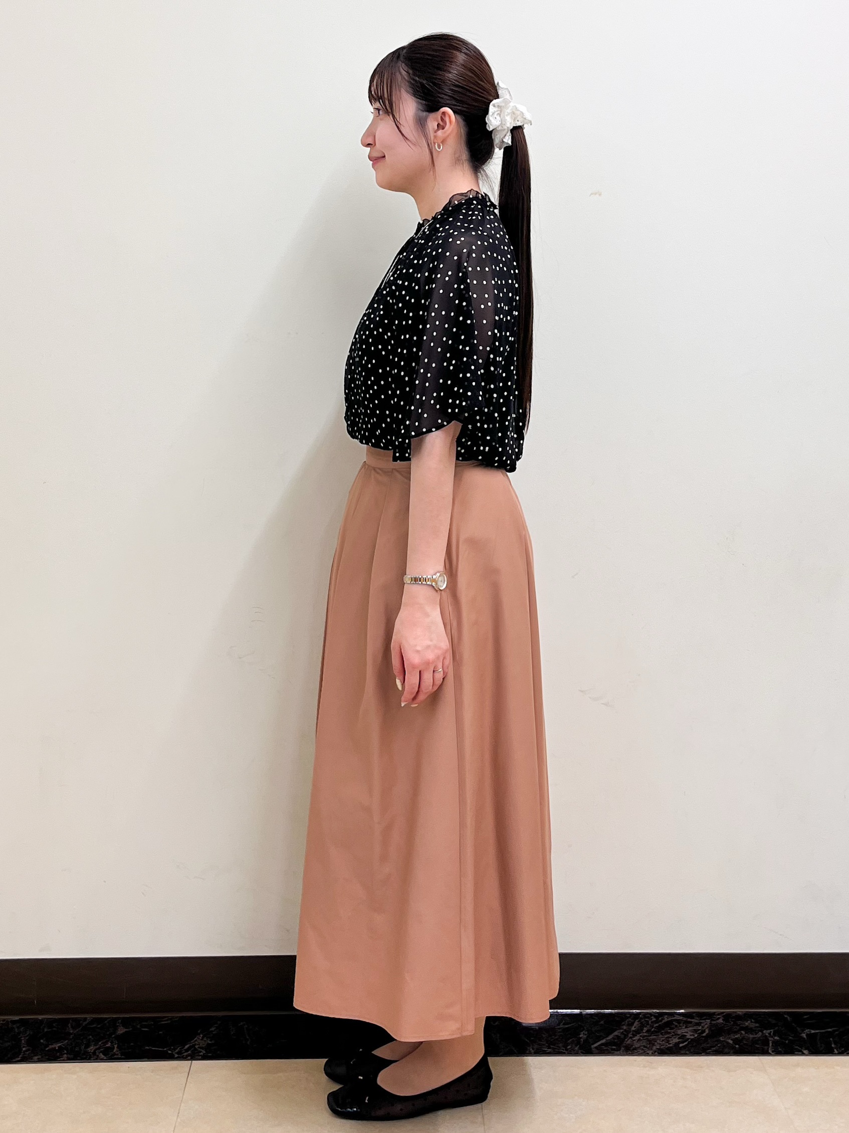 mikikoさんの「Reflect｜【セットアップ／手洗い可】ドット柄シアーブラウス」を使ったコーディネート