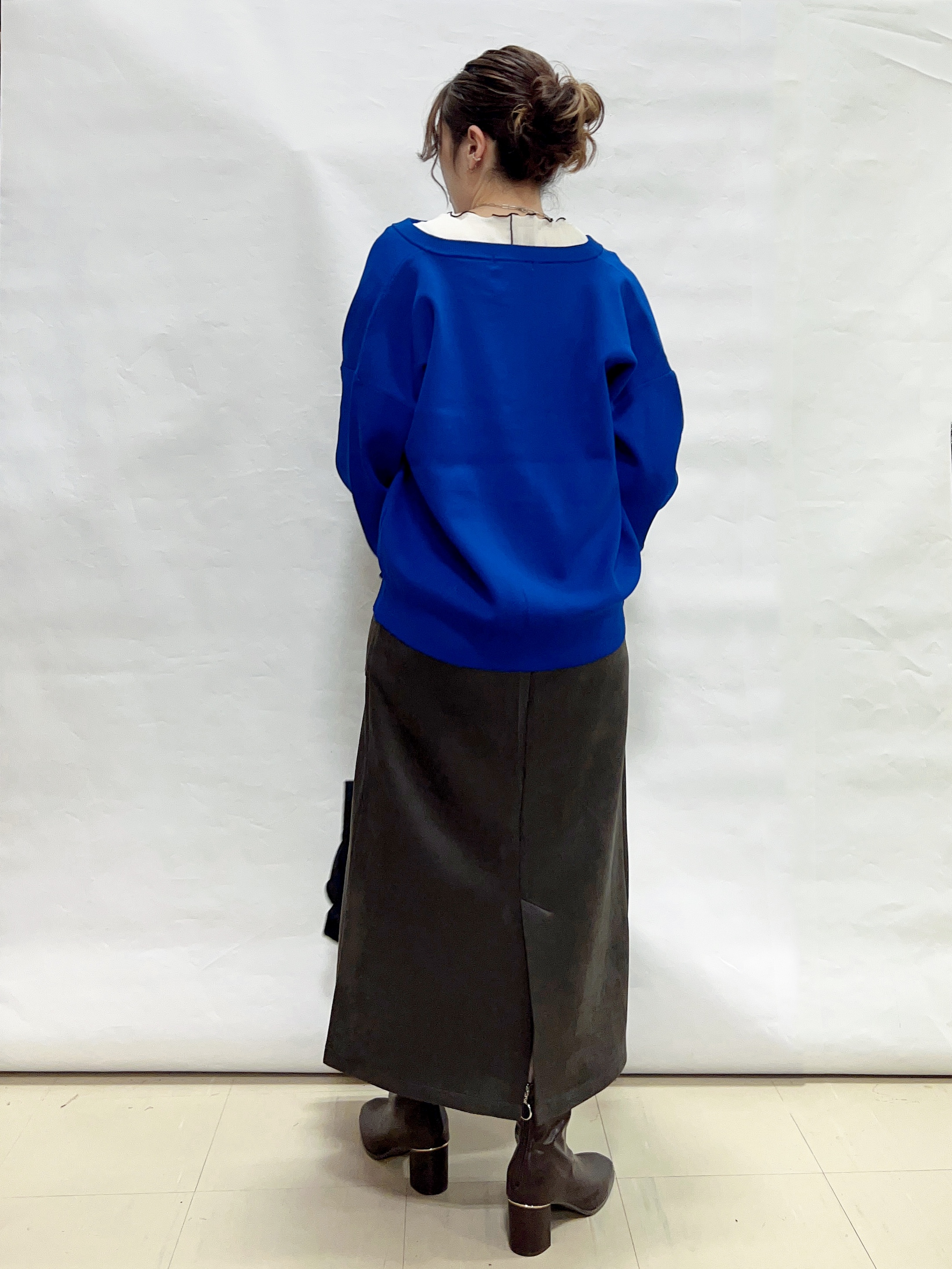 まっつんさんの「SHOO･LA･RUE｜【セットアップ可/洗濯機可】軽やかに羽織れる スポンディッシュ ニットカーディガン」を使ったコーディネート