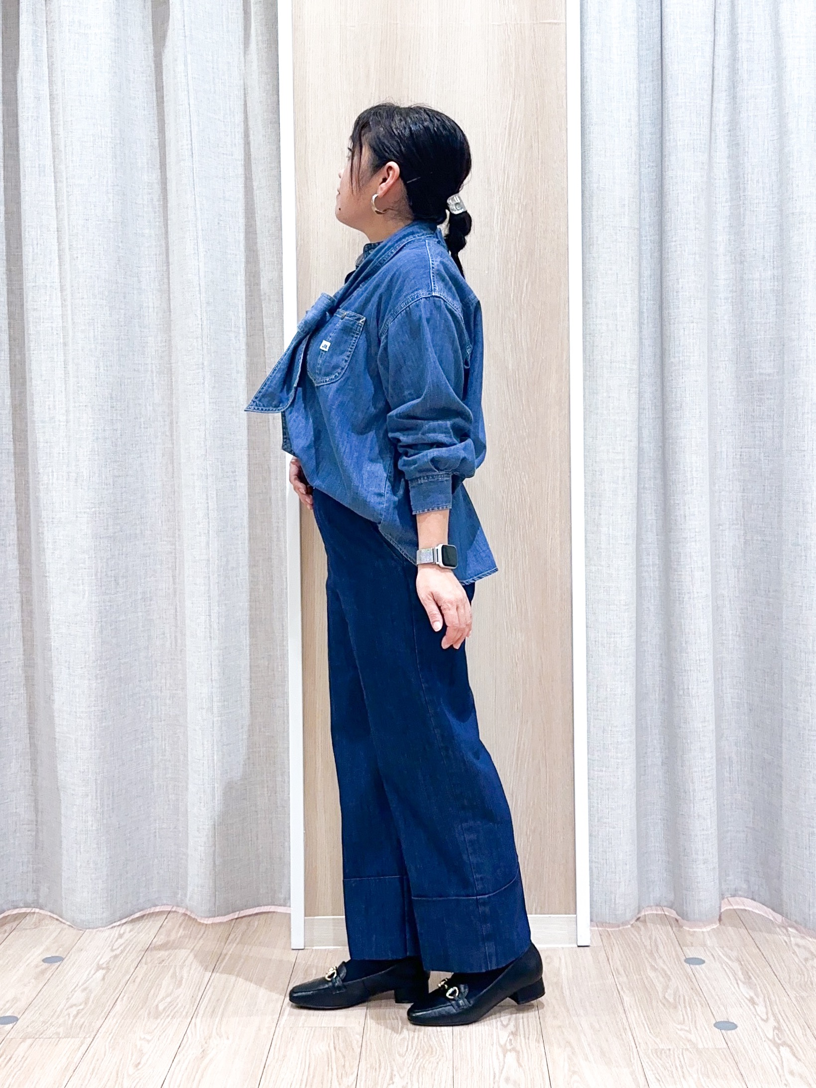 naoさんの「grove｜【Lee&times;grove別注】DENIM BOWTIE SHIRTS」を使ったコーディネート