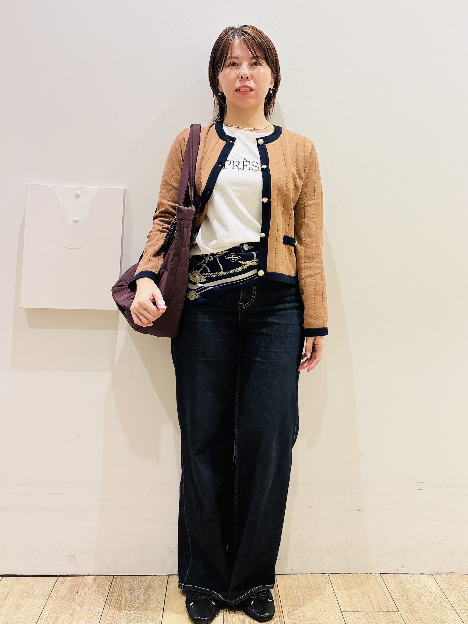 YUKOさんの「index｜バイカラークルーネックカーディガン【洗濯機OK】」を使ったコーディネート